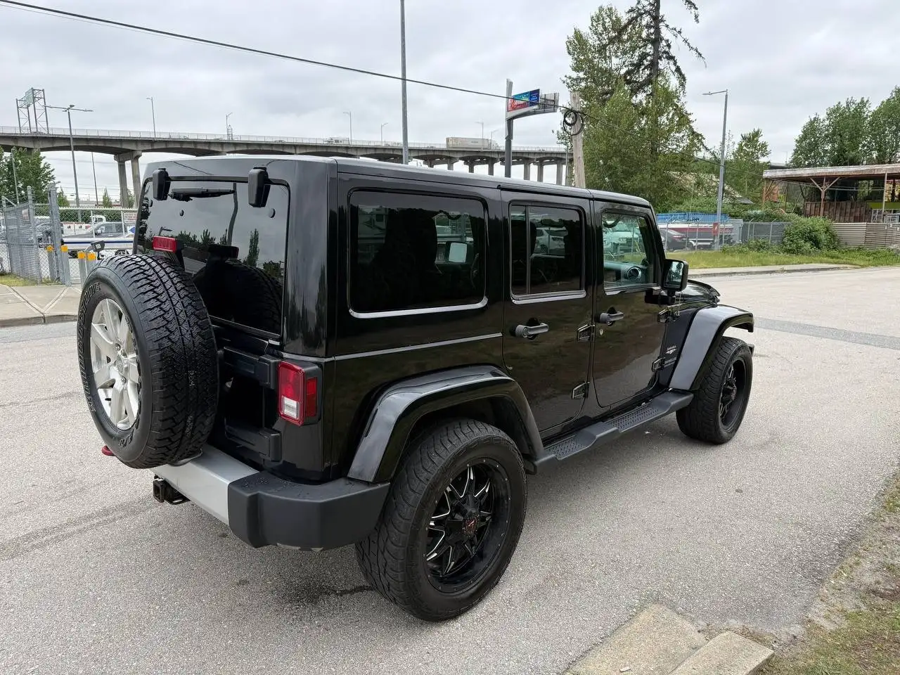 Jeep Wrangler снимка Jeep Wrangler
