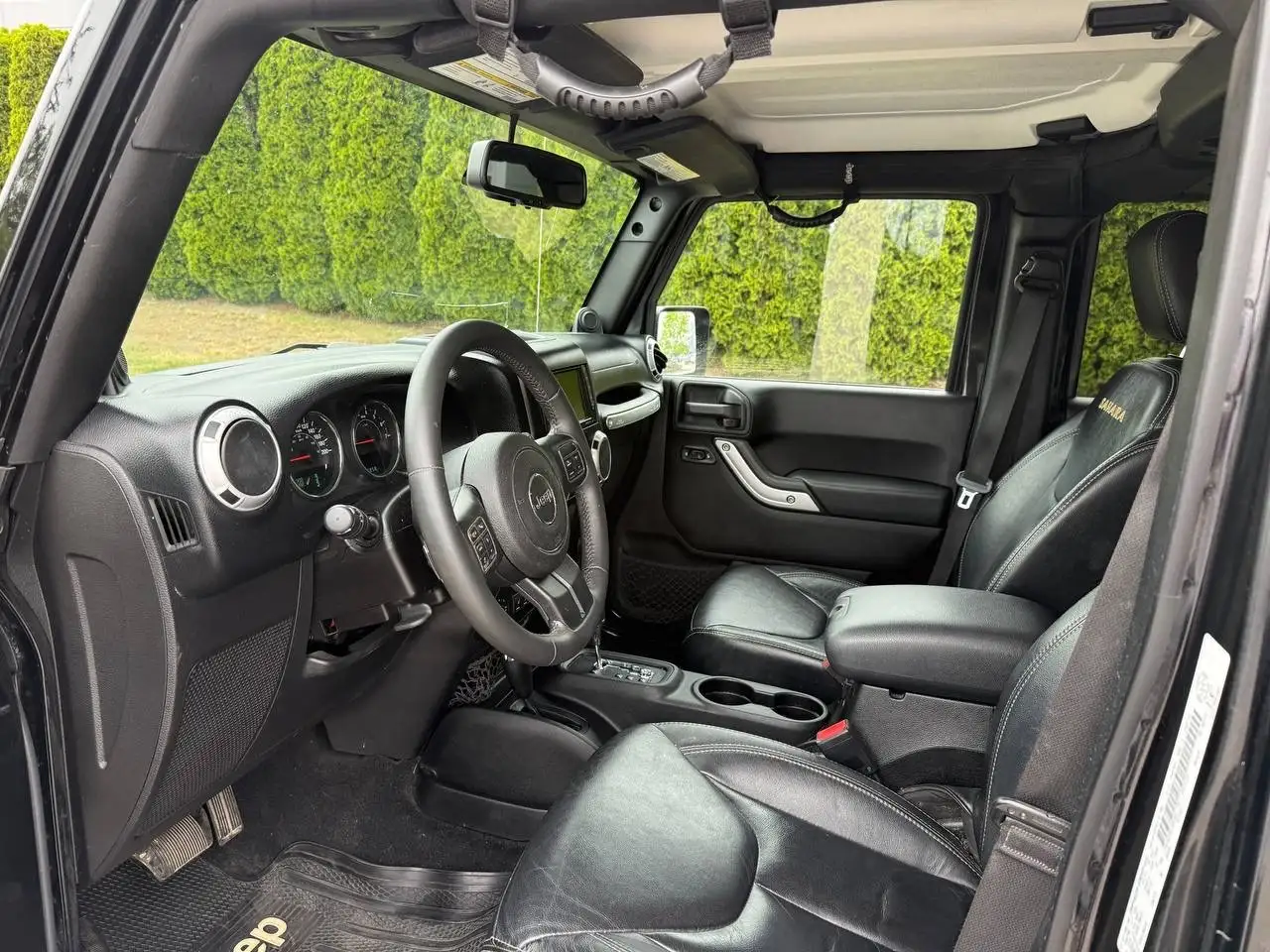 Jeep Wrangler снимка Jeep Wrangler