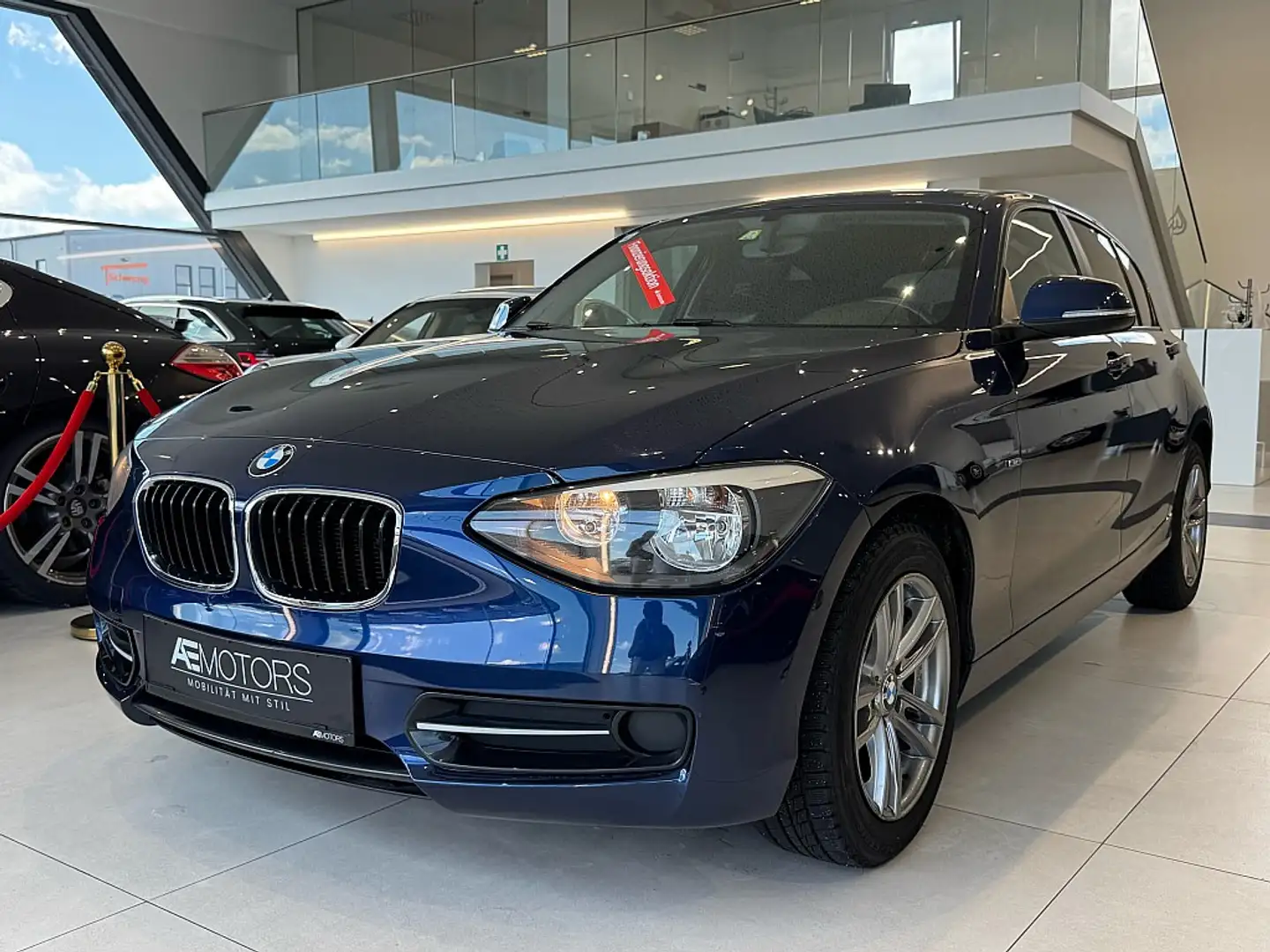BMW 118 d Aut. // NAVI // KREDIT // GARANTIE // Blau - 1