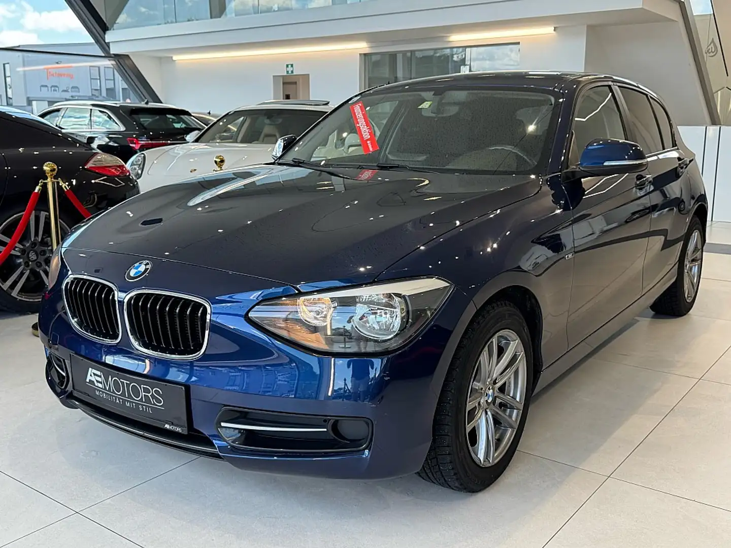 BMW 118 d Aut. // NAVI // KREDIT // GARANTIE // Blau - 2