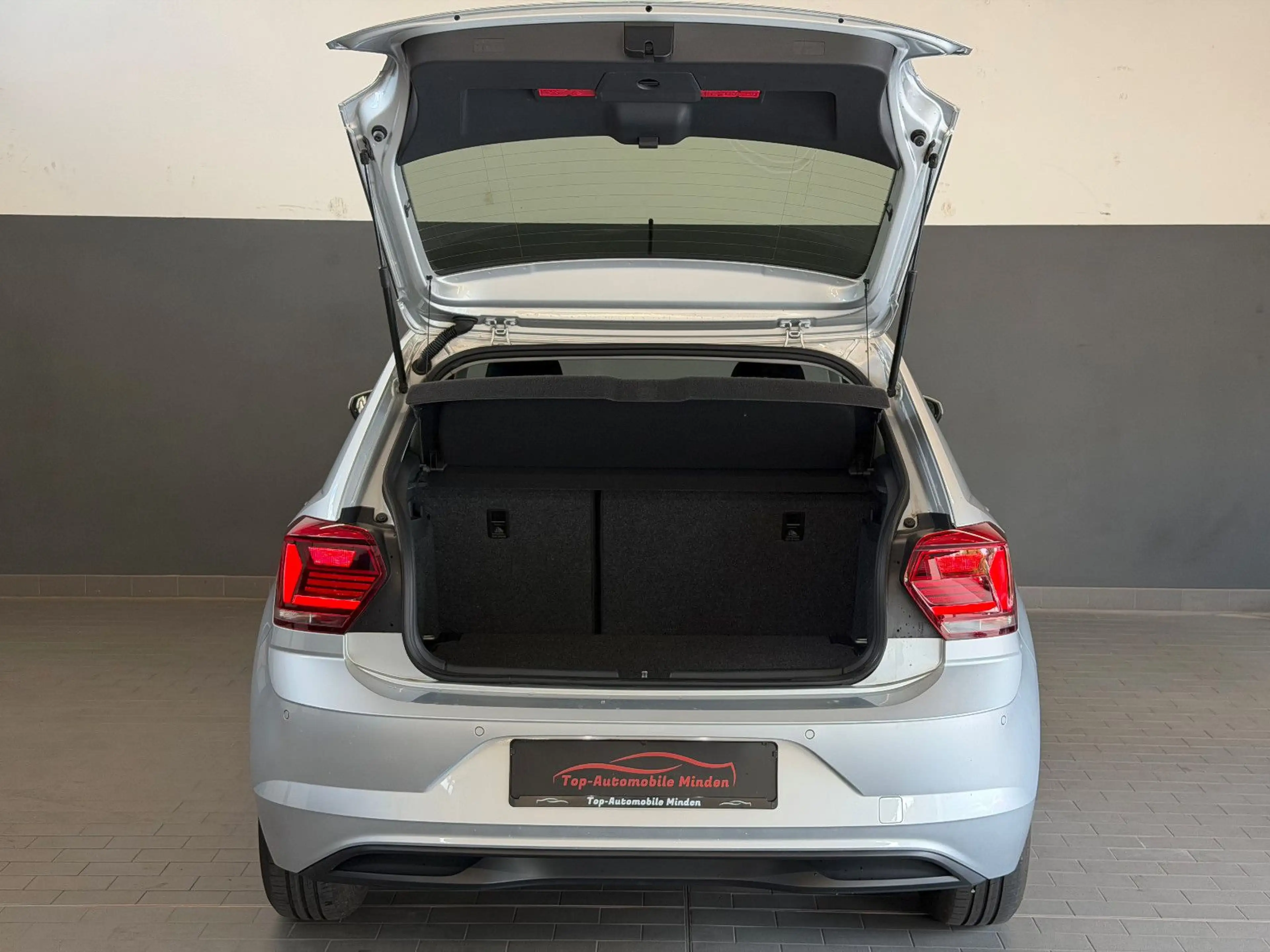 Volkswagen Polo 1.0 Active/LED/SHZ/KLIMA/PDC/KAMERA/2.HAND — photo 9