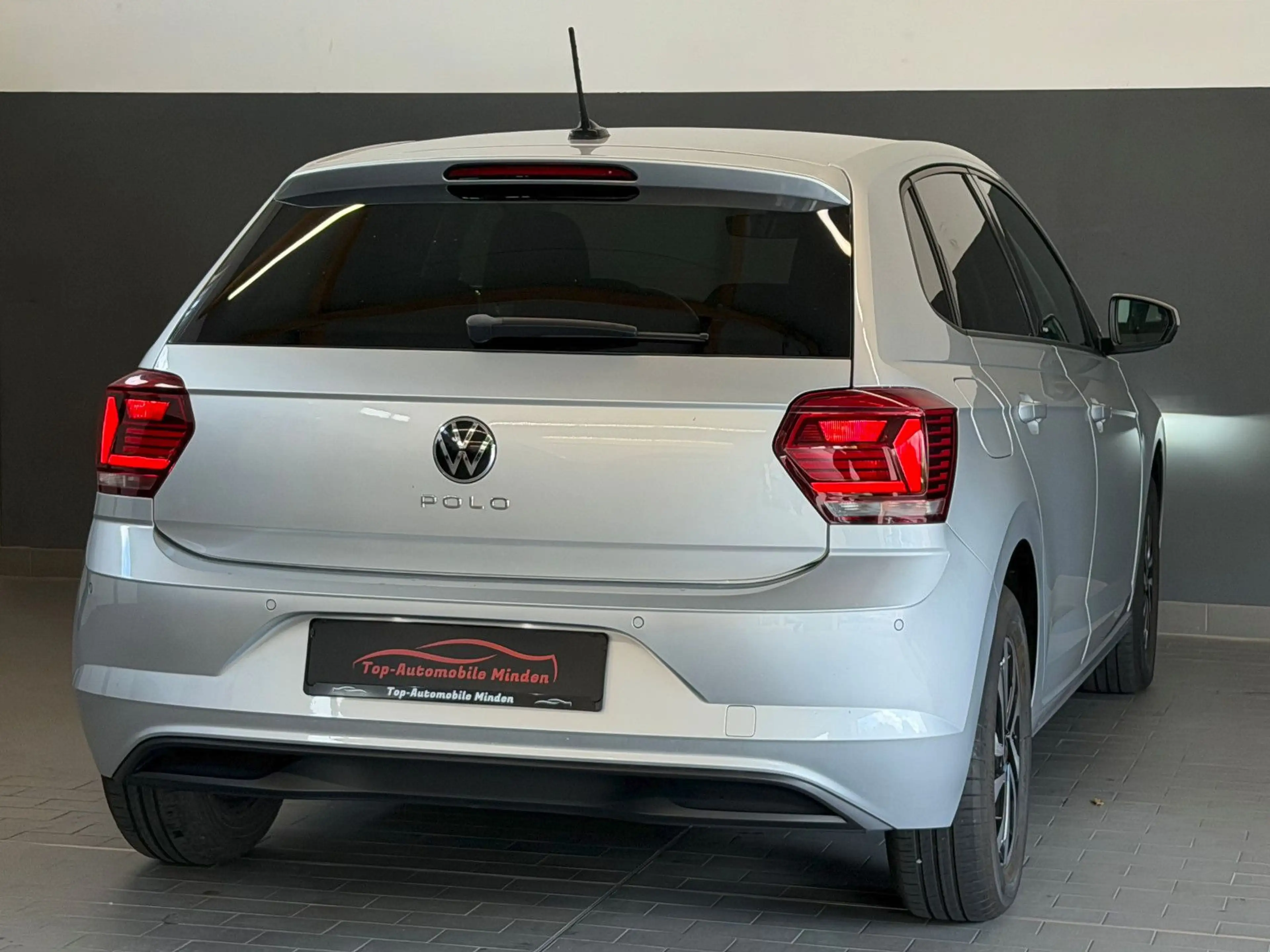 Volkswagen Polo 1.0 Active/LED/SHZ/KLIMA/PDC/KAMERA/2.HAND — photo 6