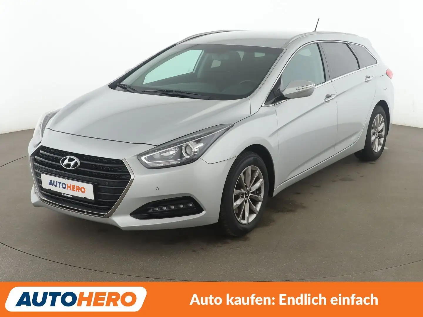 Hyundai i40 1.6 Trend Blue*TEMPO*PDC*SHZ*KLIMA*GARANTIE* Grau - 1