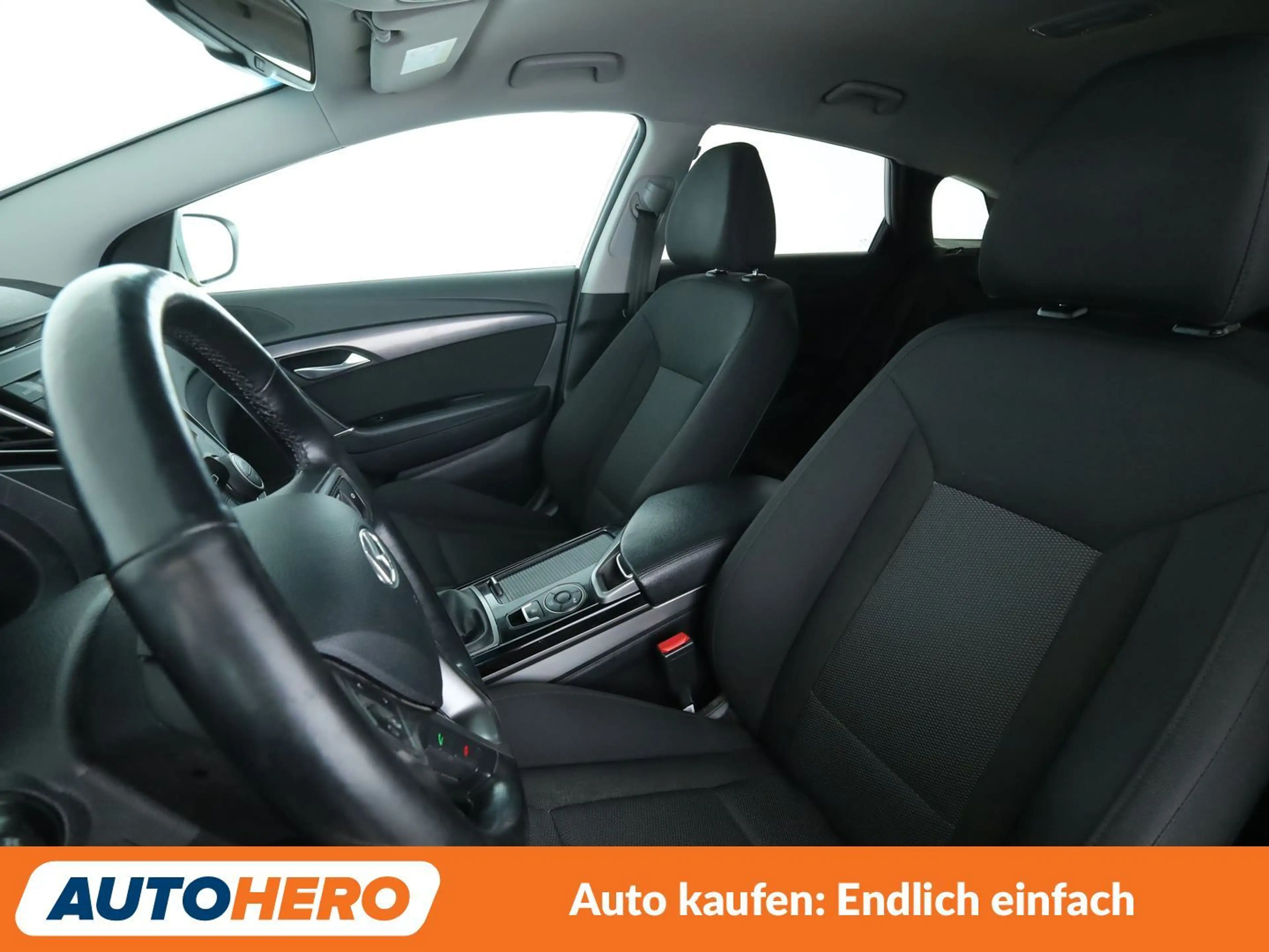 Hyundai i40 1.6 Trend Blue*TEMPO*PDC*SHZ*KLIMA*GARANTIE* — photo 10