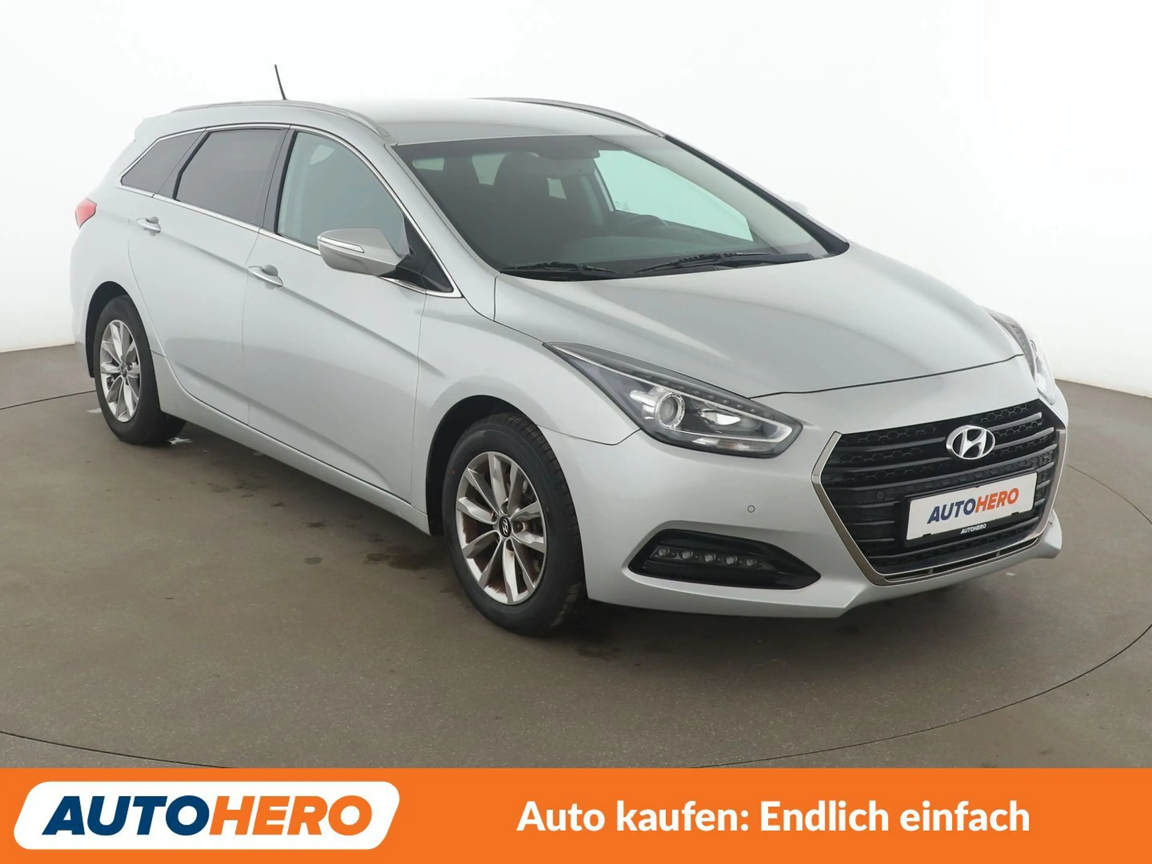 Hyundai i40 1.6 Trend Blue*TEMPO*PDC*SHZ*KLIMA*GARANTIE* — photo 8