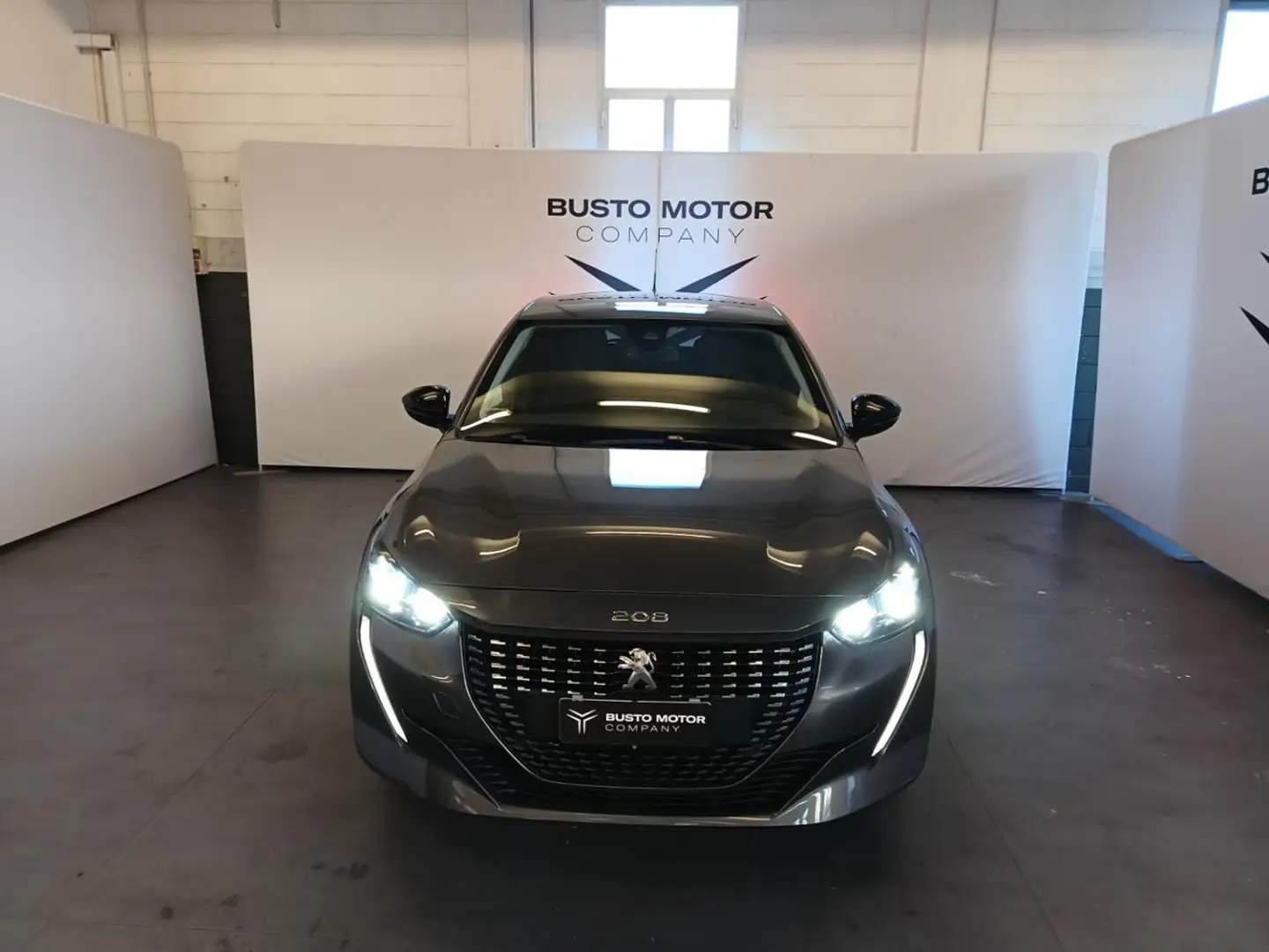 Peugeot 208 AUTOMATICA 5 porte Allure Pack Grigio - 2