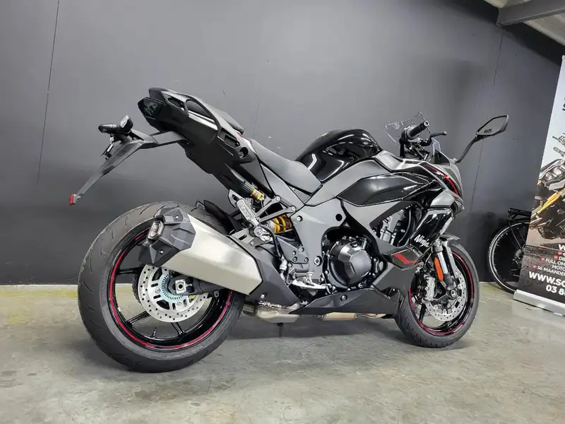 Kawasaki Ninja 1100SX SE - foto 3