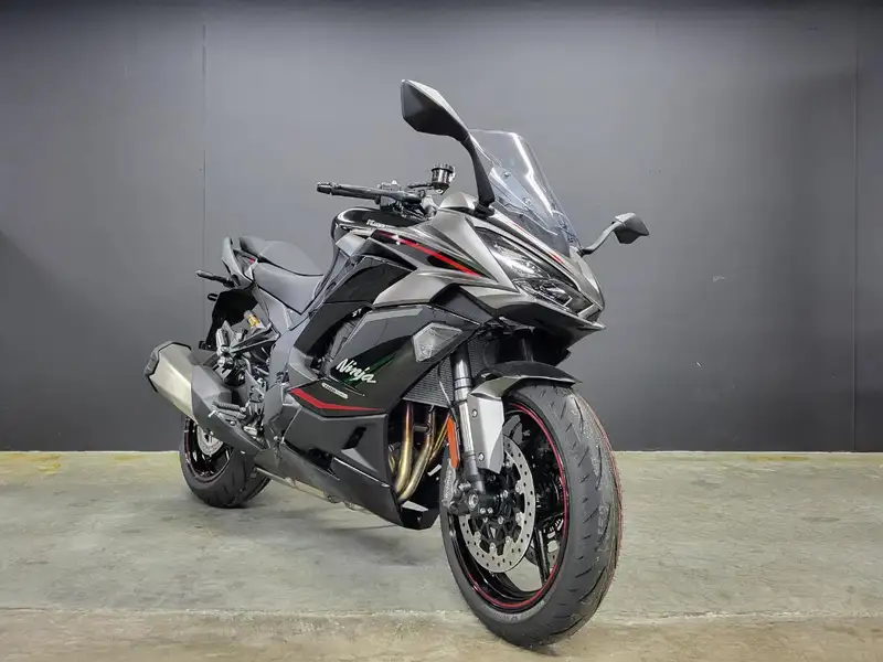 Kawasaki Ninja 1100SX SE - foto 4