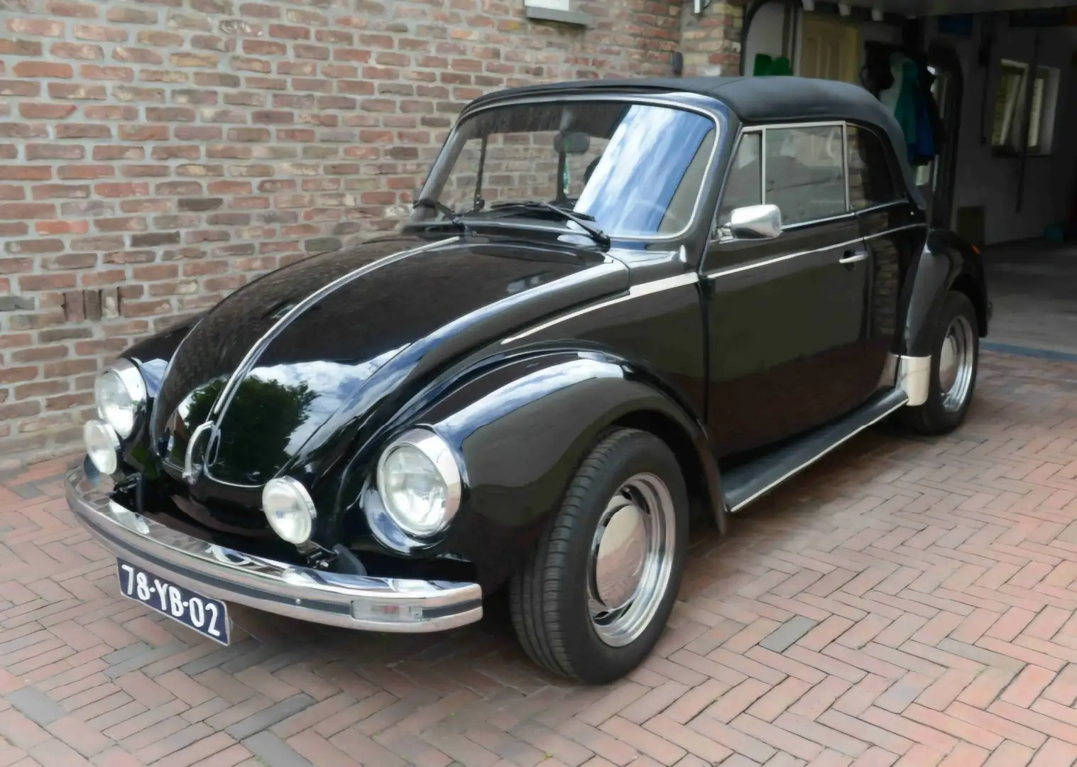 Volkswagen Kever 1303 cabriolet Zwart - 1