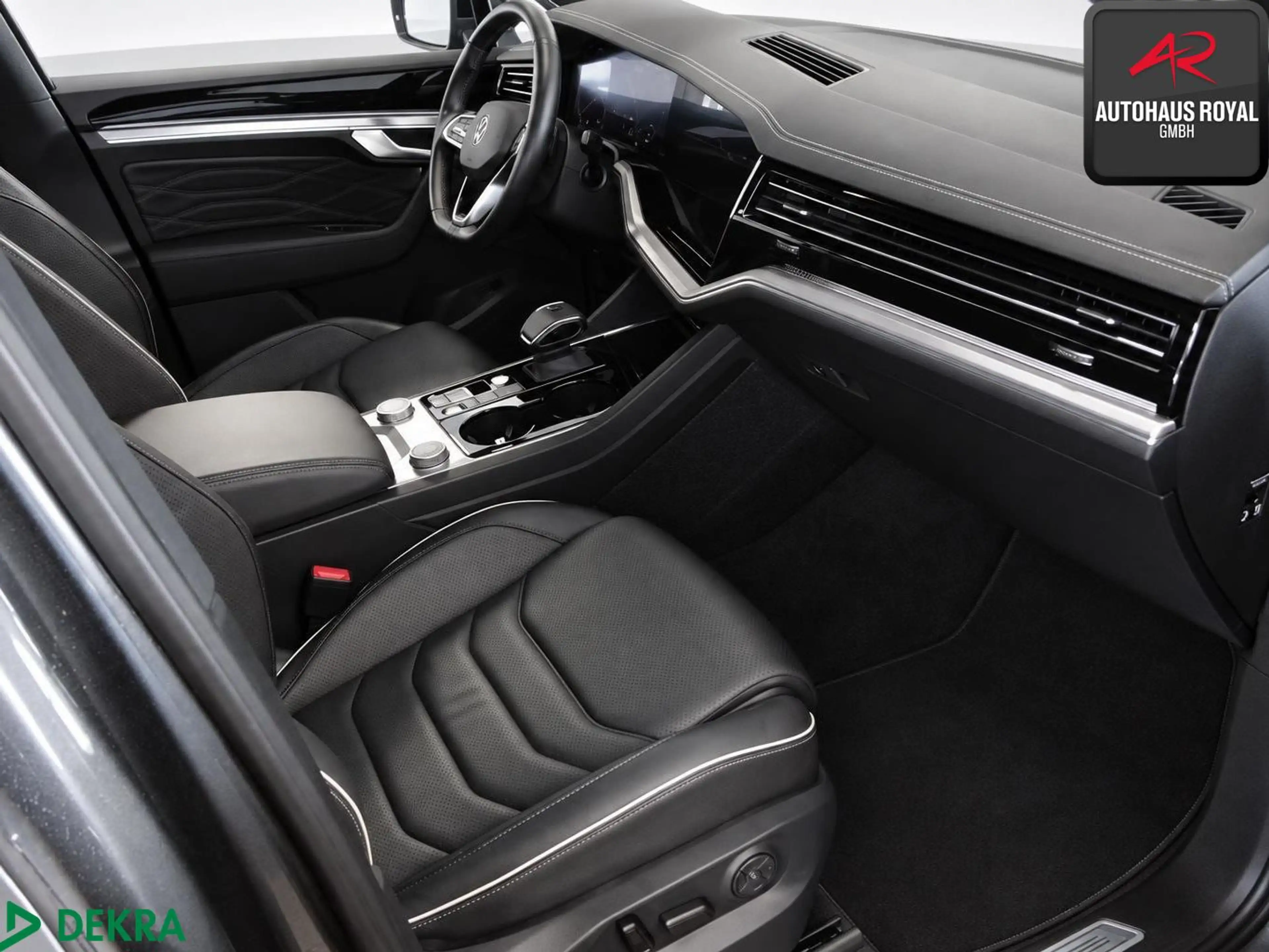 Volkswagen Touareg 3.0 TSI 4M ELEGANCE DYNAUDIO,360GRAD,ACC — photo 5