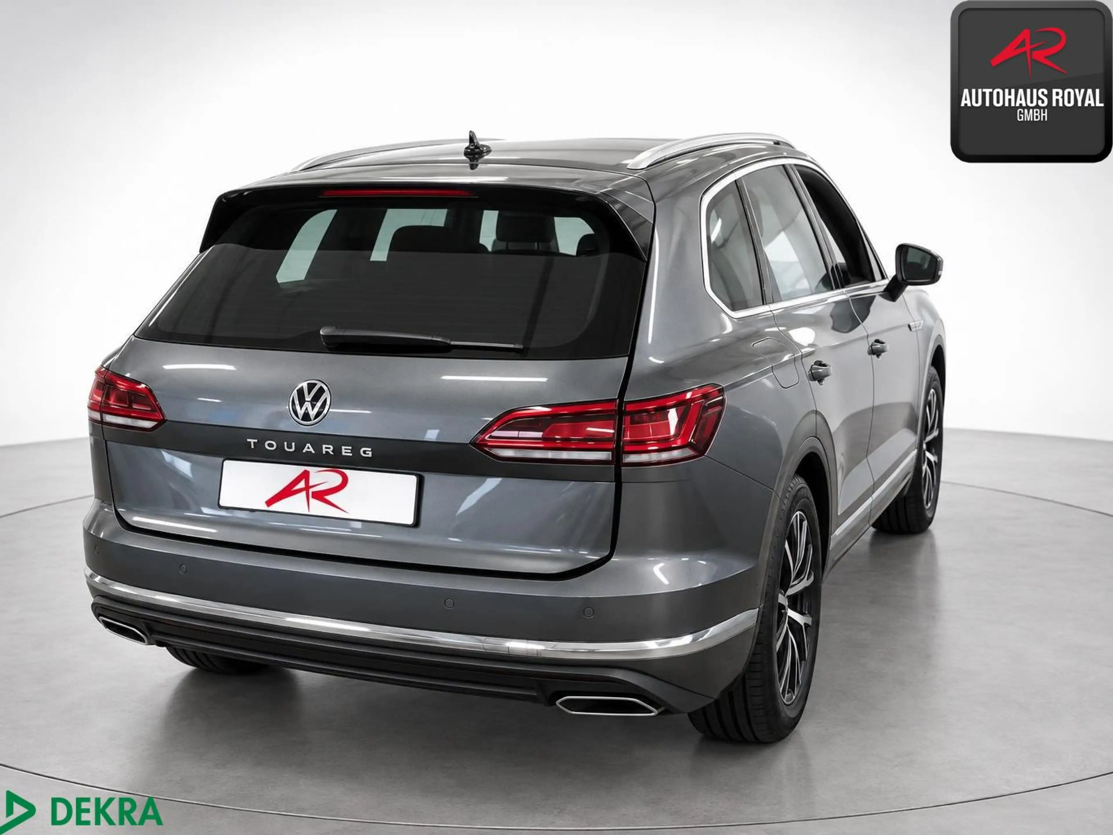 Volkswagen Touareg 3.0 TSI 4M ELEGANCE DYNAUDIO,360GRAD,ACC — photo 3