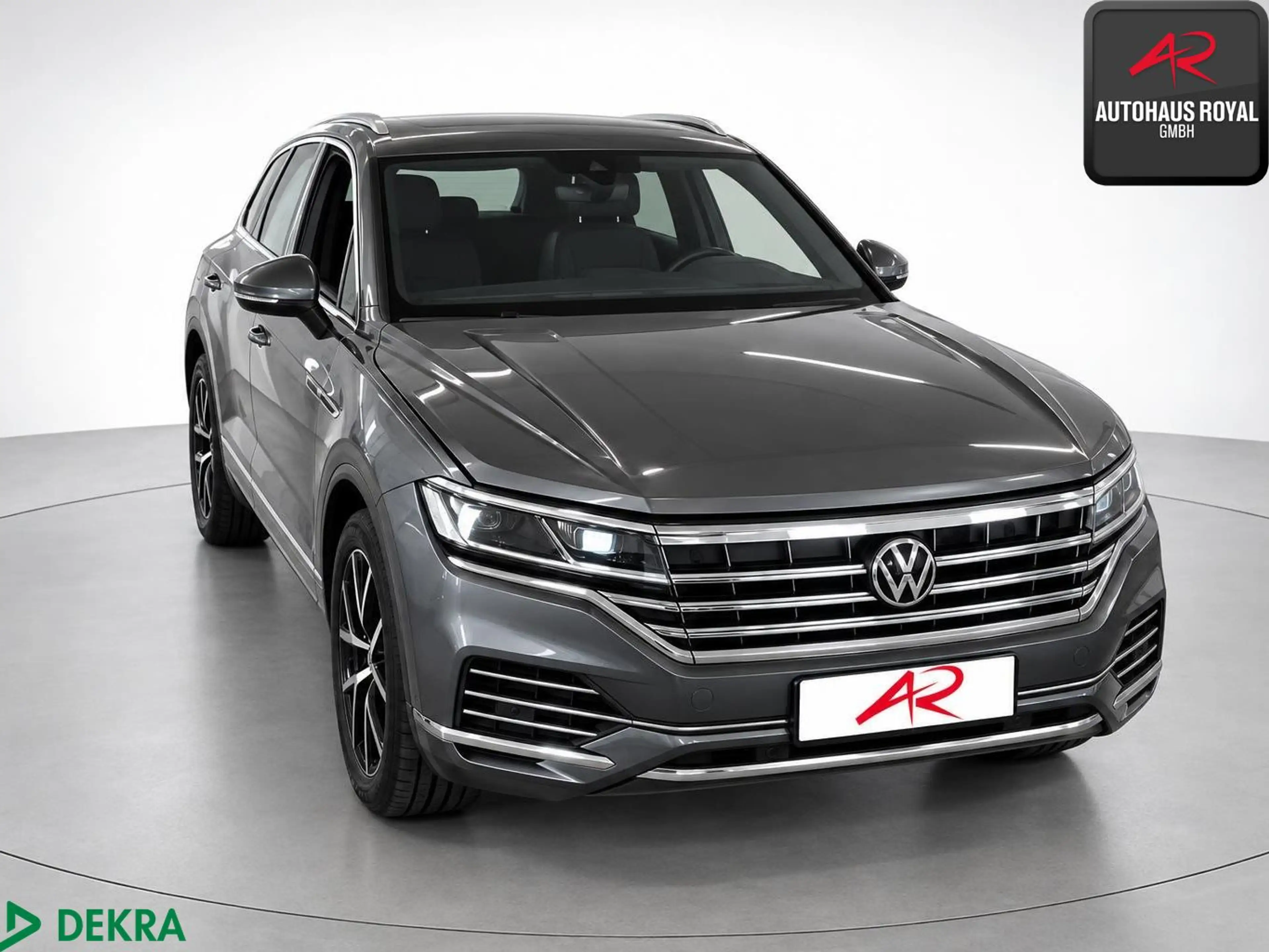 Volkswagen Touareg 3.0 TSI 4M ELEGANCE DYNAUDIO,360GRAD,ACC — photo 4