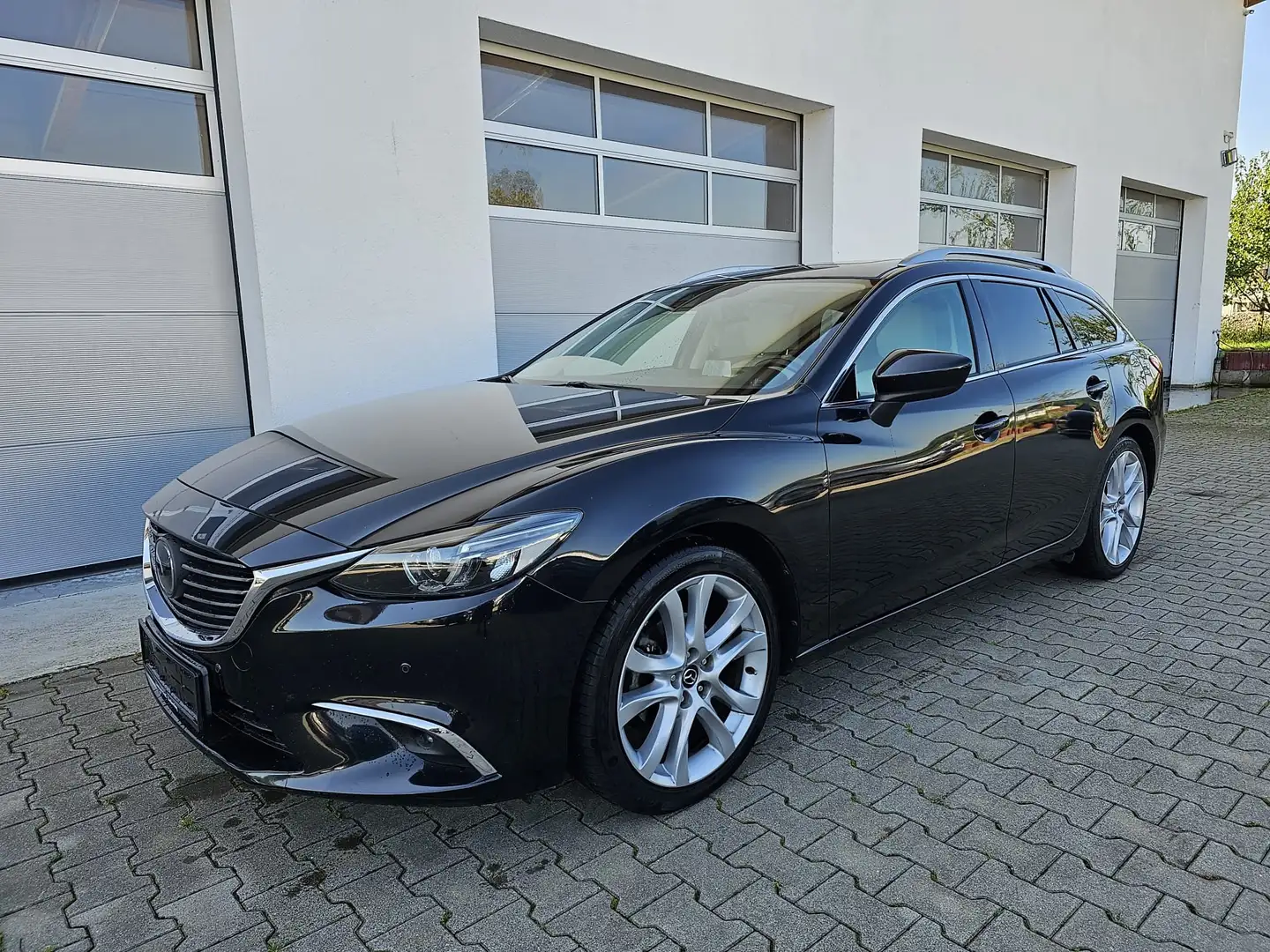 Mazda 6 Sports-Line AWD Biały - 1