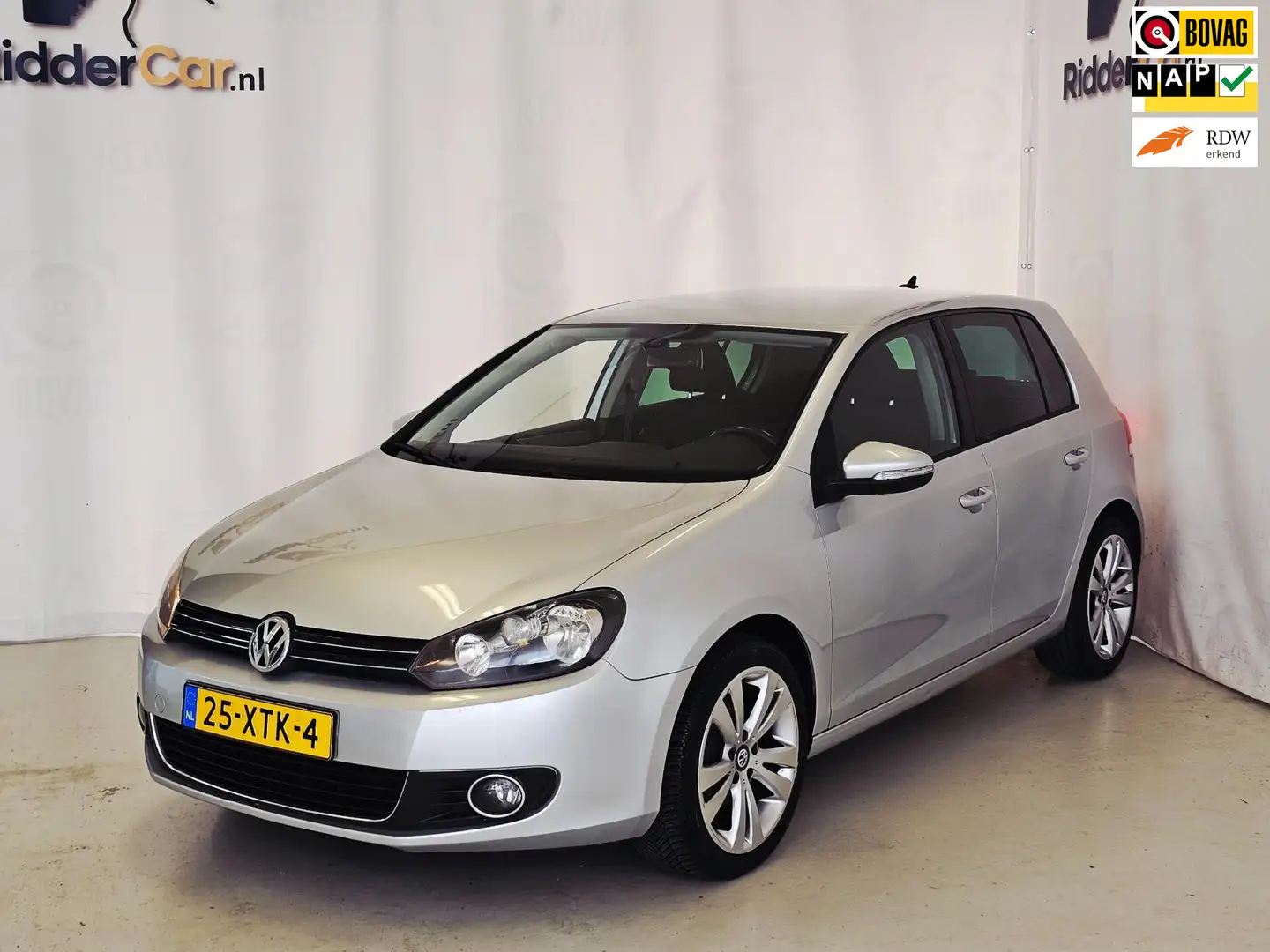 Volkswagen Golf 1.2 TSI Highline BlueMotion|NAP|NAVI|AIRCO|CRUISE| Grijs - 1