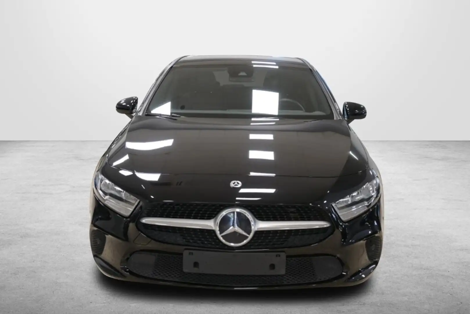 Mercedes-Benz A 180 A 180D 115CV 6M BUSINESS SOLUTION ( PELLE - PDC - Noir - 2