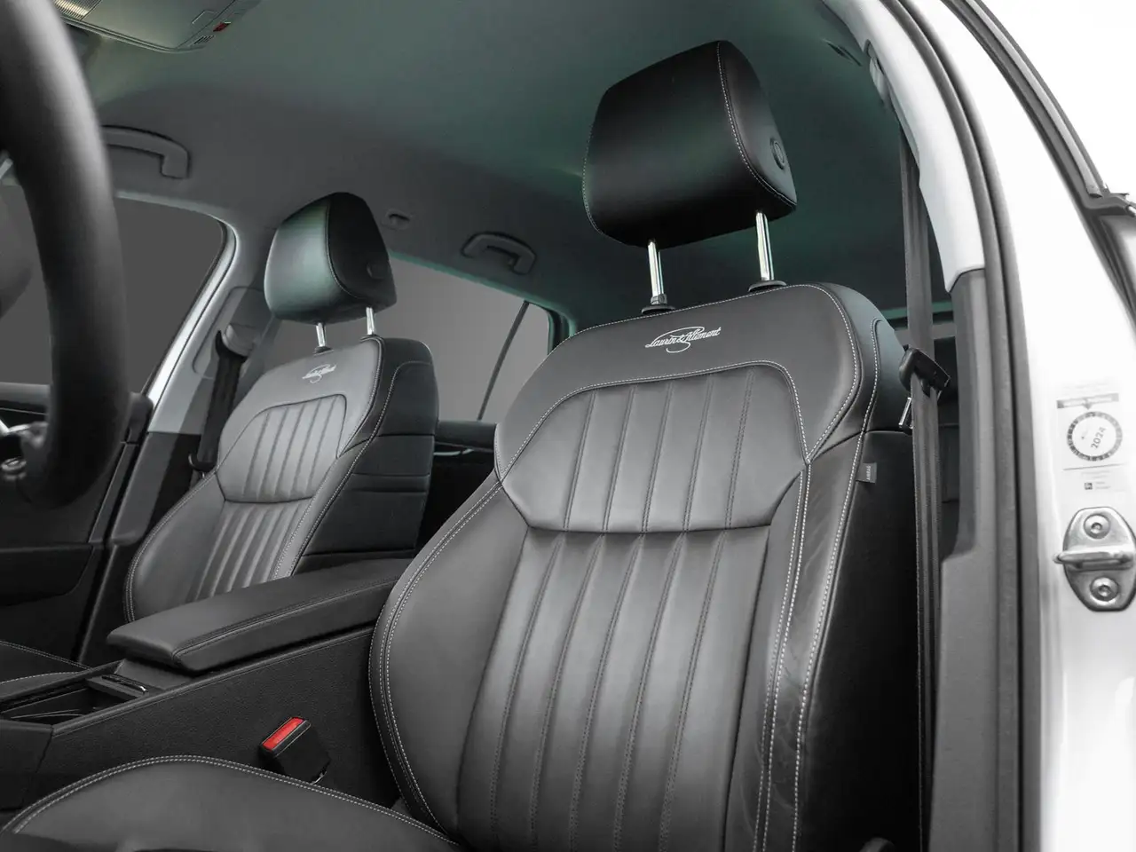 Skoda Superb Laurin & Klement 4x4 AHK Canton Massage, миниатюра 12