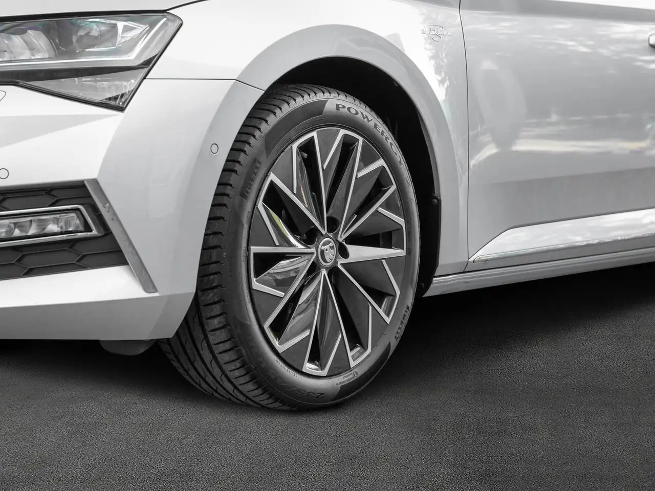 Skoda Superb Laurin & Klement 4x4 AHK Canton Massage, миниатюра 9