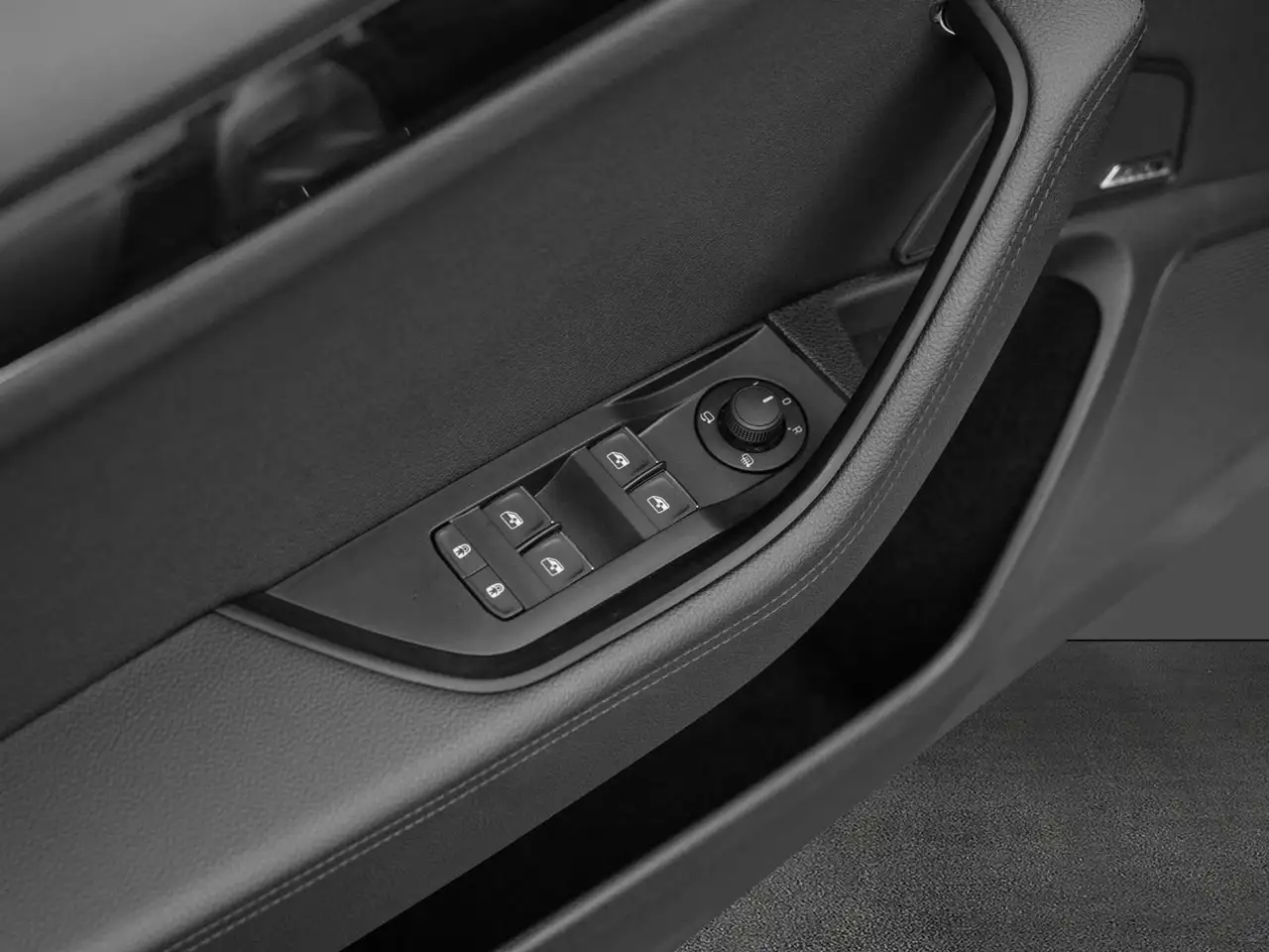 Skoda Superb Laurin & Klement 4x4 AHK Canton Massage, миниатюра 27