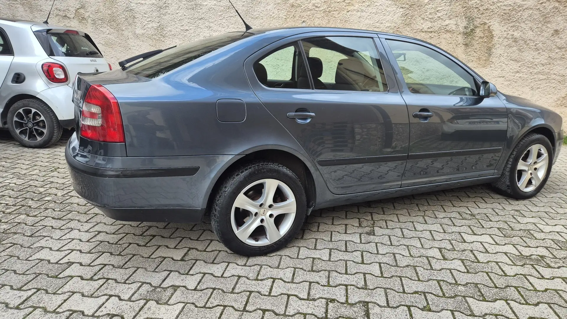 Skoda Octavia 1.9 tdi Elegance - 2