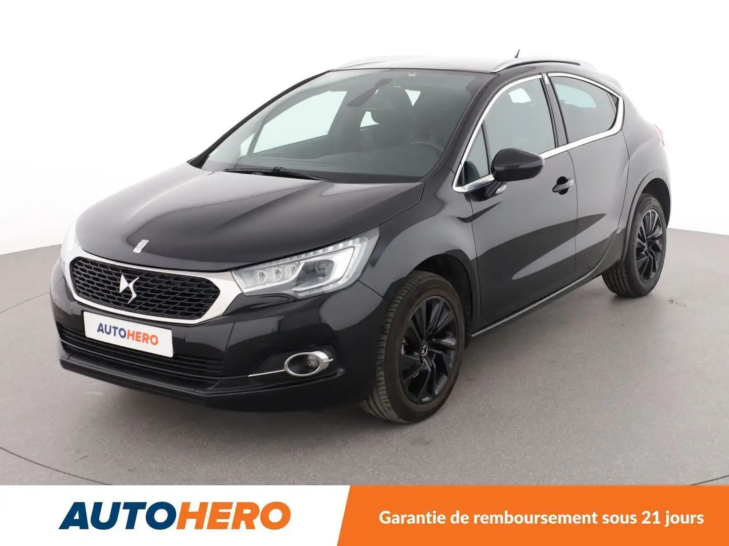 DS Automobiles DS 4 Crossback 1.6 Blue-HDi Be Chic Automatique Schwarz - 1