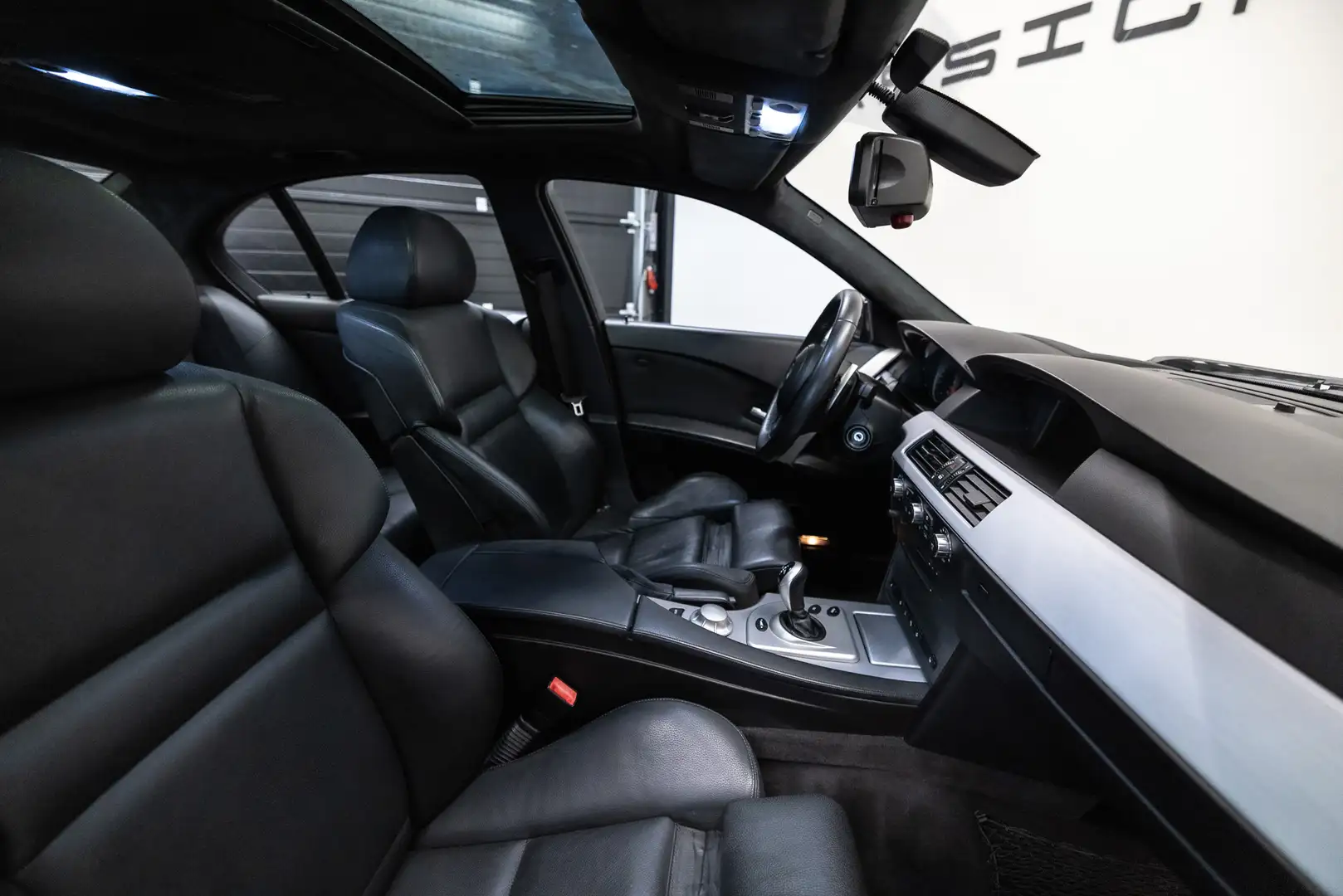 BMW M5 5-serie Btw auto, Fiscale waarde € 12.000,- (€ 43. Zwart - 2