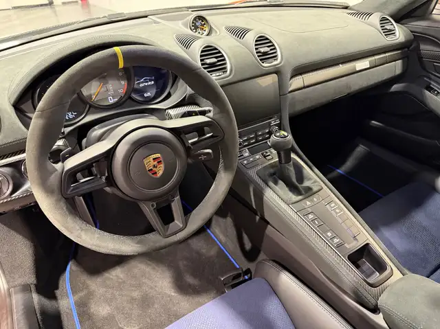 Porsche Cayman GT4 RS "mit Approved" 145k netto Ansicht 23