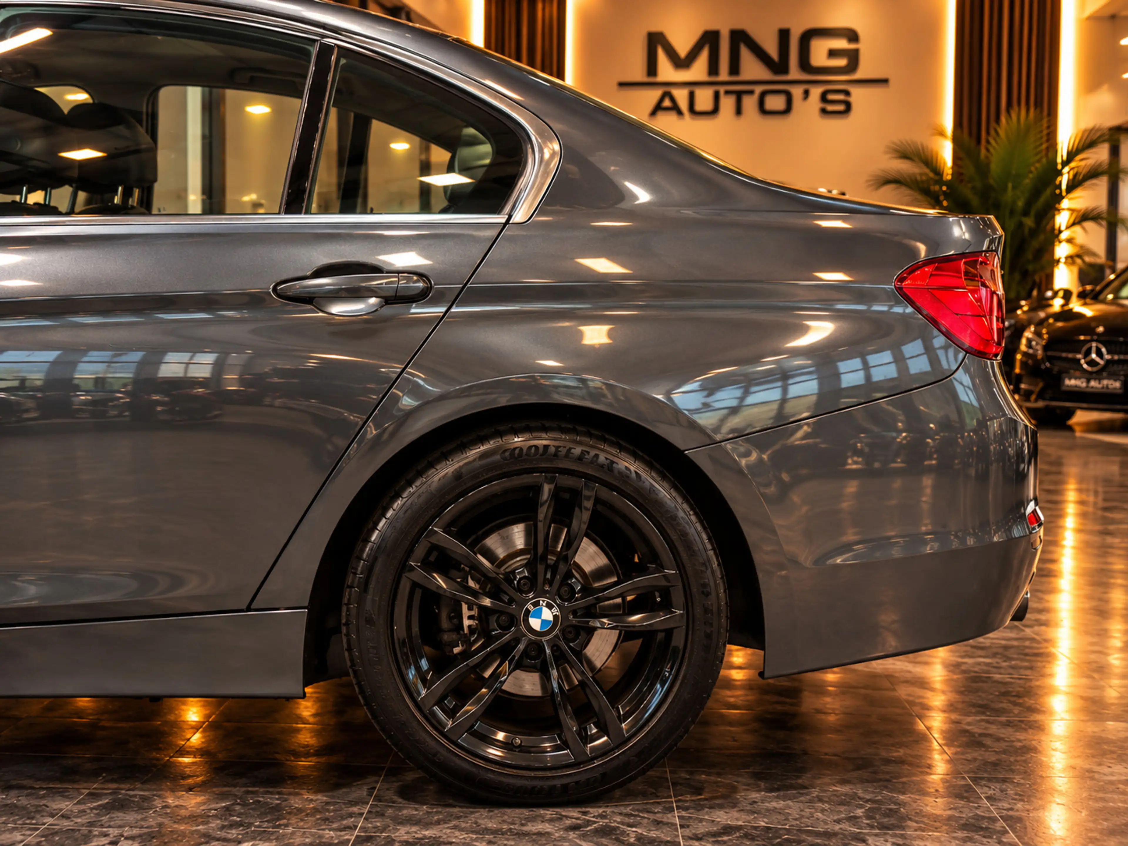 BMW 320 3-serie 320i|Leder|Stoelvw|Navi|Pdc|Led| — photo 11