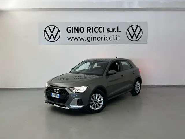 Audi A1 Allstreet 25 TFSI Business
