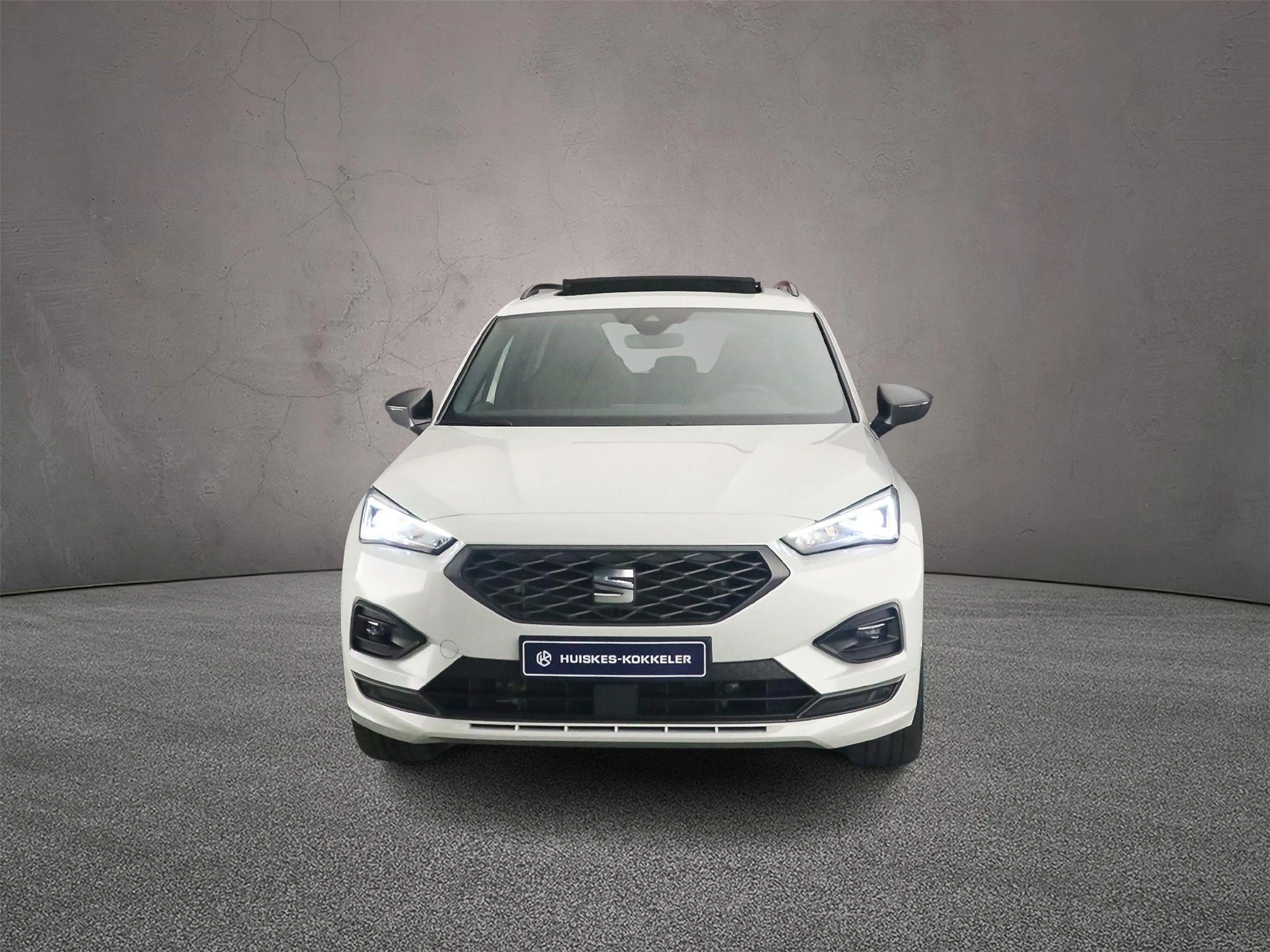 SEAT Tarraco FR Business Intense 1.4 TSI eHybrid 245pk DSG Auto — photo 11