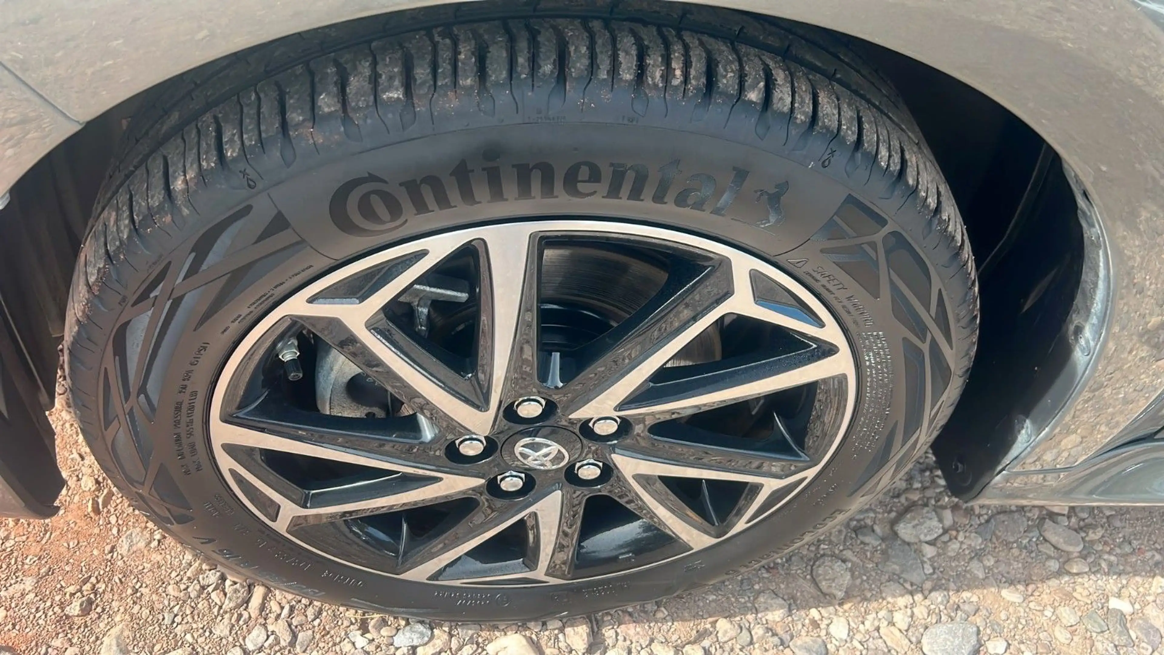 Toyota Yaris Hybrid Style 1.5/KLIMAATM/NAVI/TEMPOMAT — photo 5