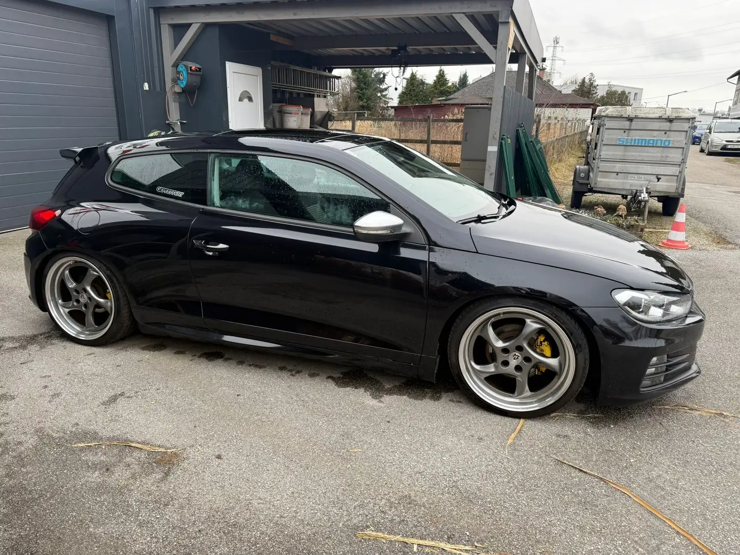 Volkswagen Scirocco Schwarz - 1