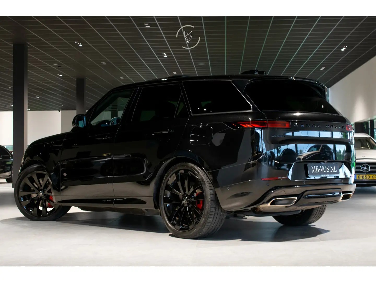 Land Rover Range Rover Sport 3.0 P510e First Edition Light Cloud leder|Forced C Noir - 2