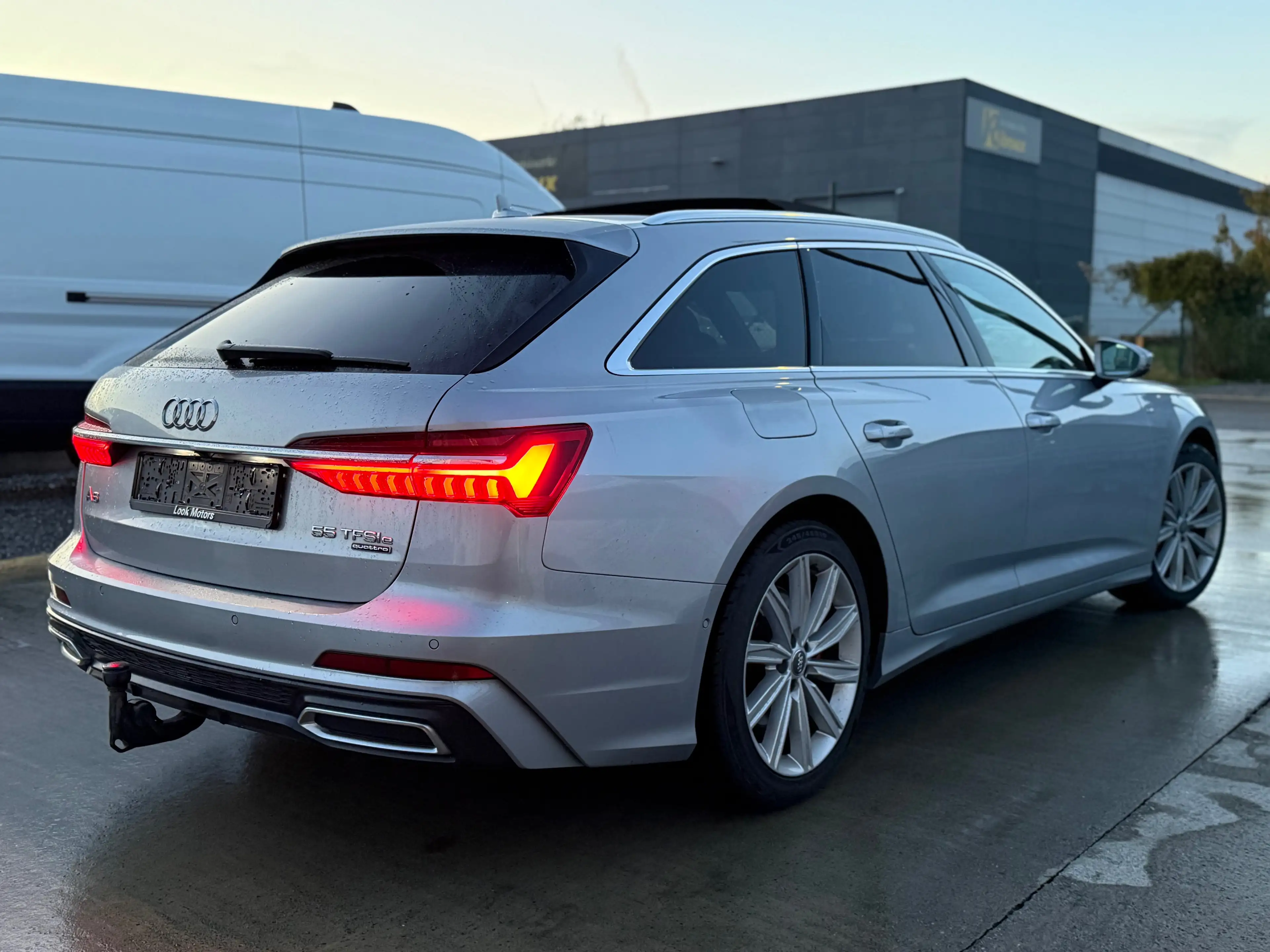 Audi A6 A6 Avant PHEV 55 TFSI-e Quattro S line S tronic PANO DISTROINIC+ CAMERA 3D KEYLESS FULL FULL OPTIONS TVAC — photo 7