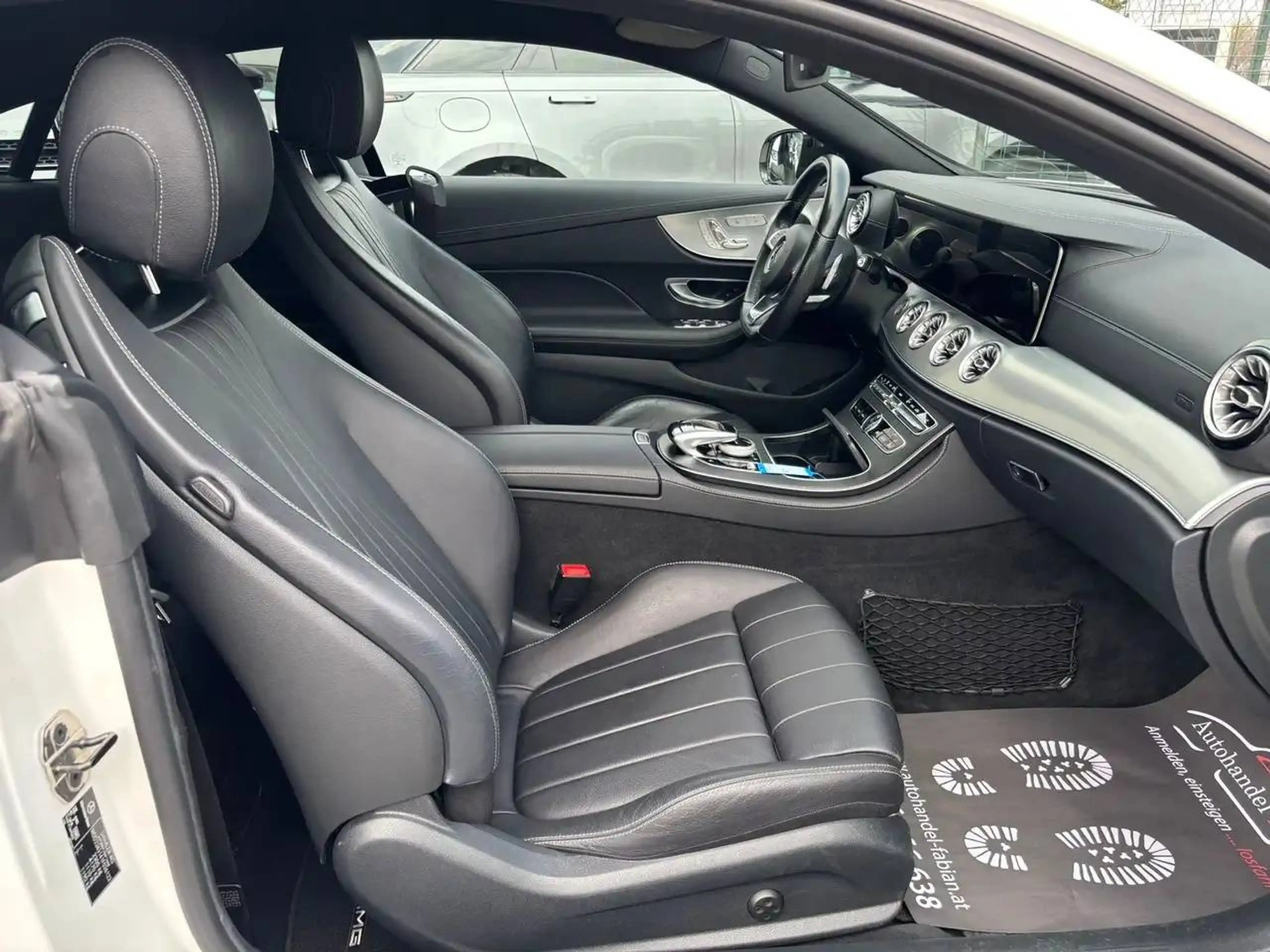 Mercedes-Benz E 220 d Autom. **AMG LINE** 194PS MegaZustand Servicegepflegt — photo 13