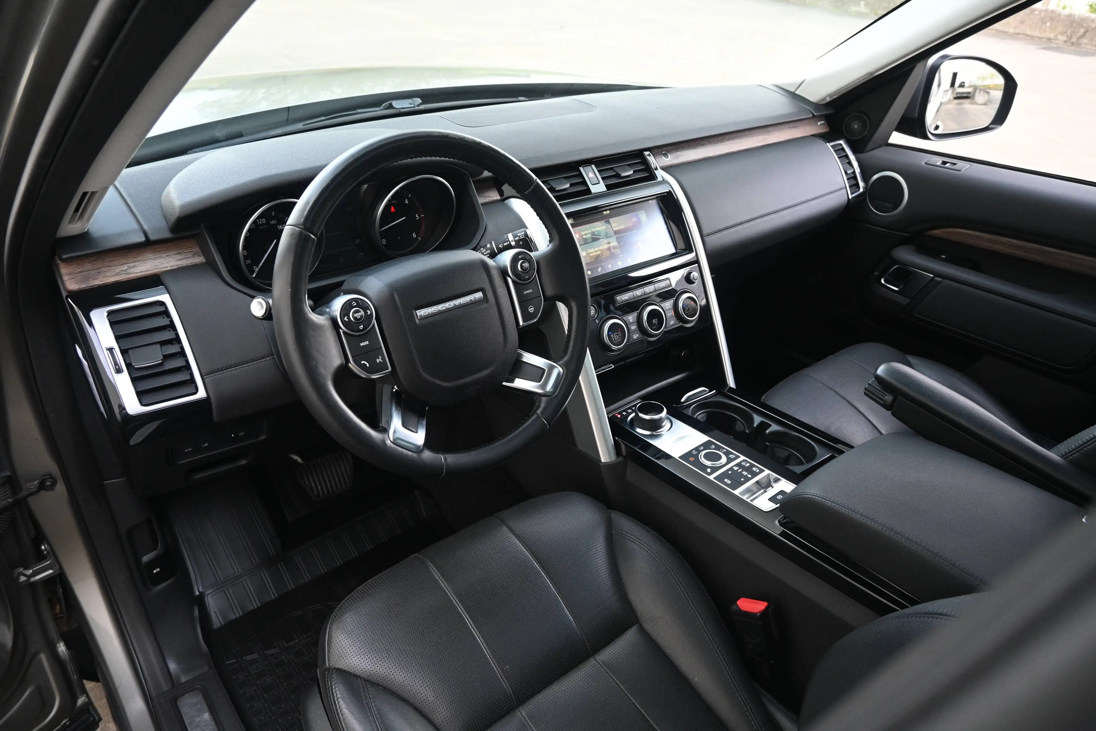 Land Rover Discovery Discovery 3.0 TD6 HSE . — photo 14