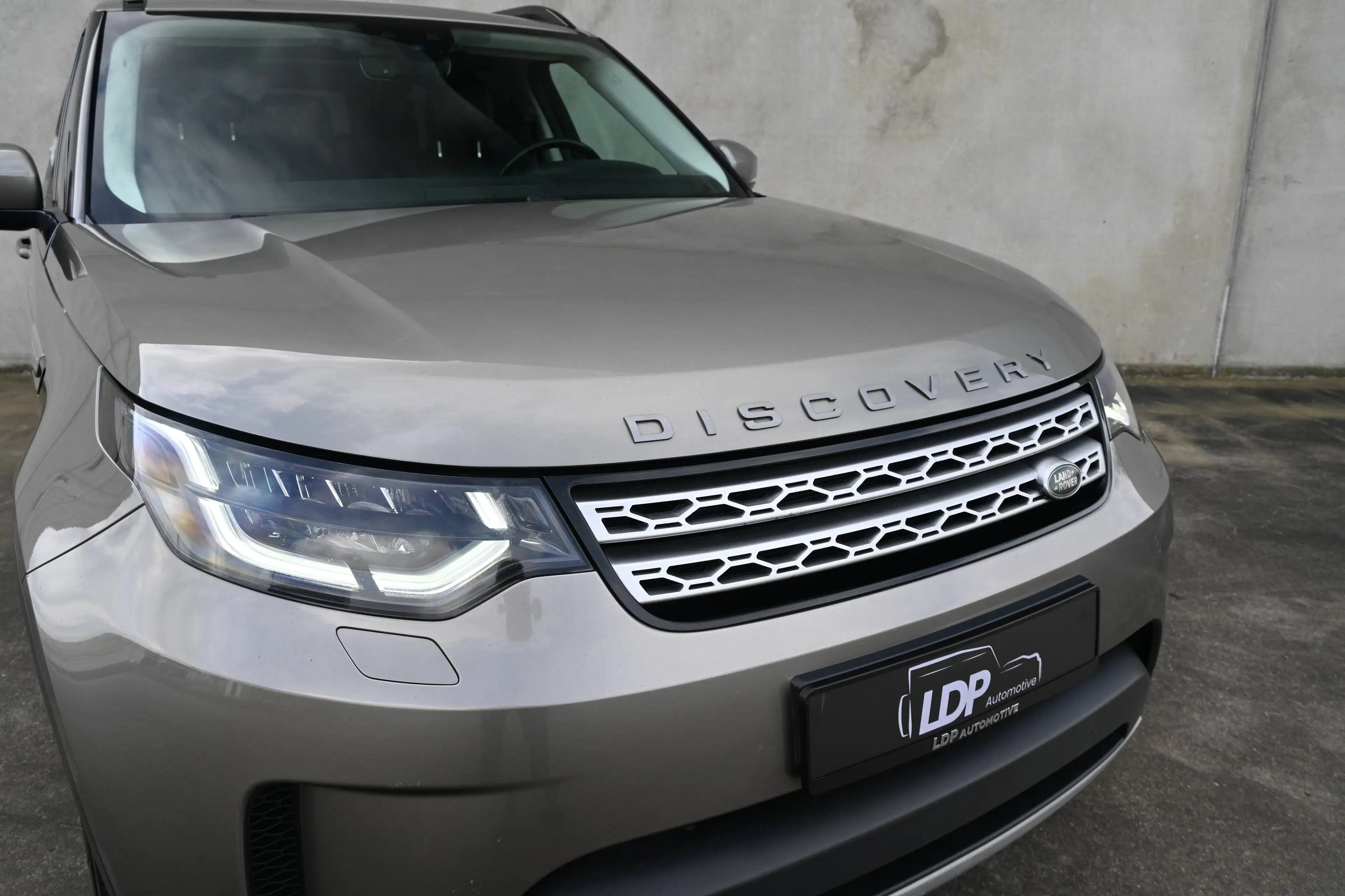 Land Rover Discovery Discovery 3.0 TD6 HSE . — photo 3