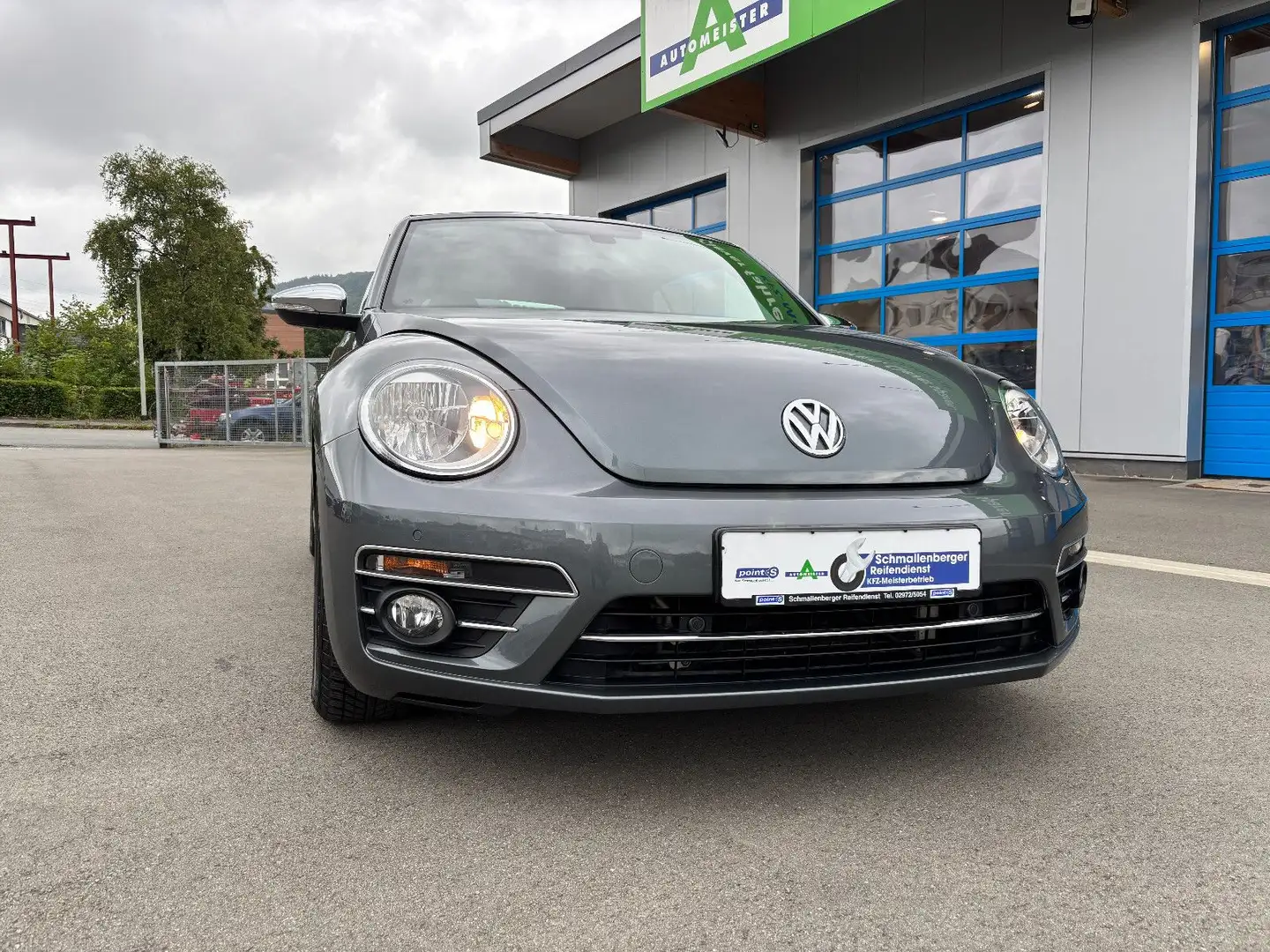 Volkswagen Beetle Cabriolet Design 2.0TDi orig. 25.900km Szary - 2