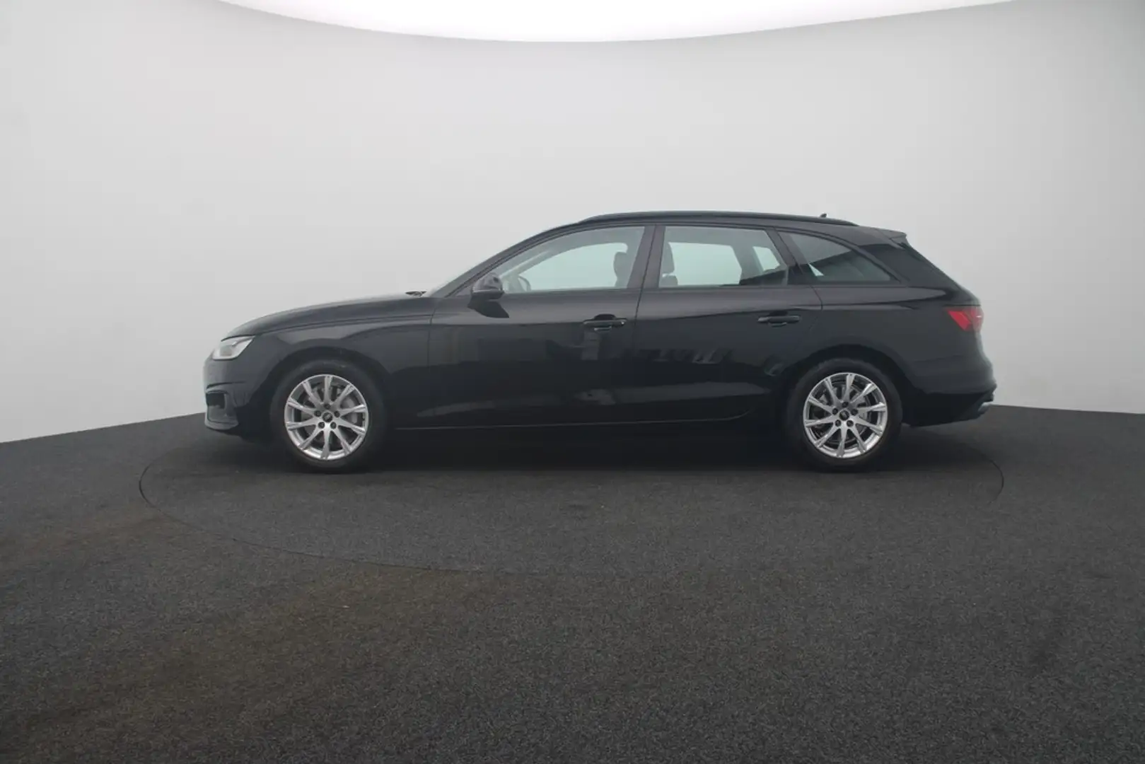 Audi A4 Avant 40 TDI quattro . Matrix Navi Noir - 2