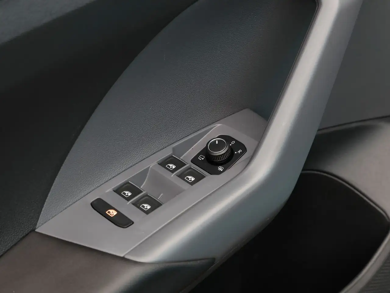 Volkswagen T-Cross 1.0 TSI DSG Active Klima Navi ACC Kamera, миниатюра 21