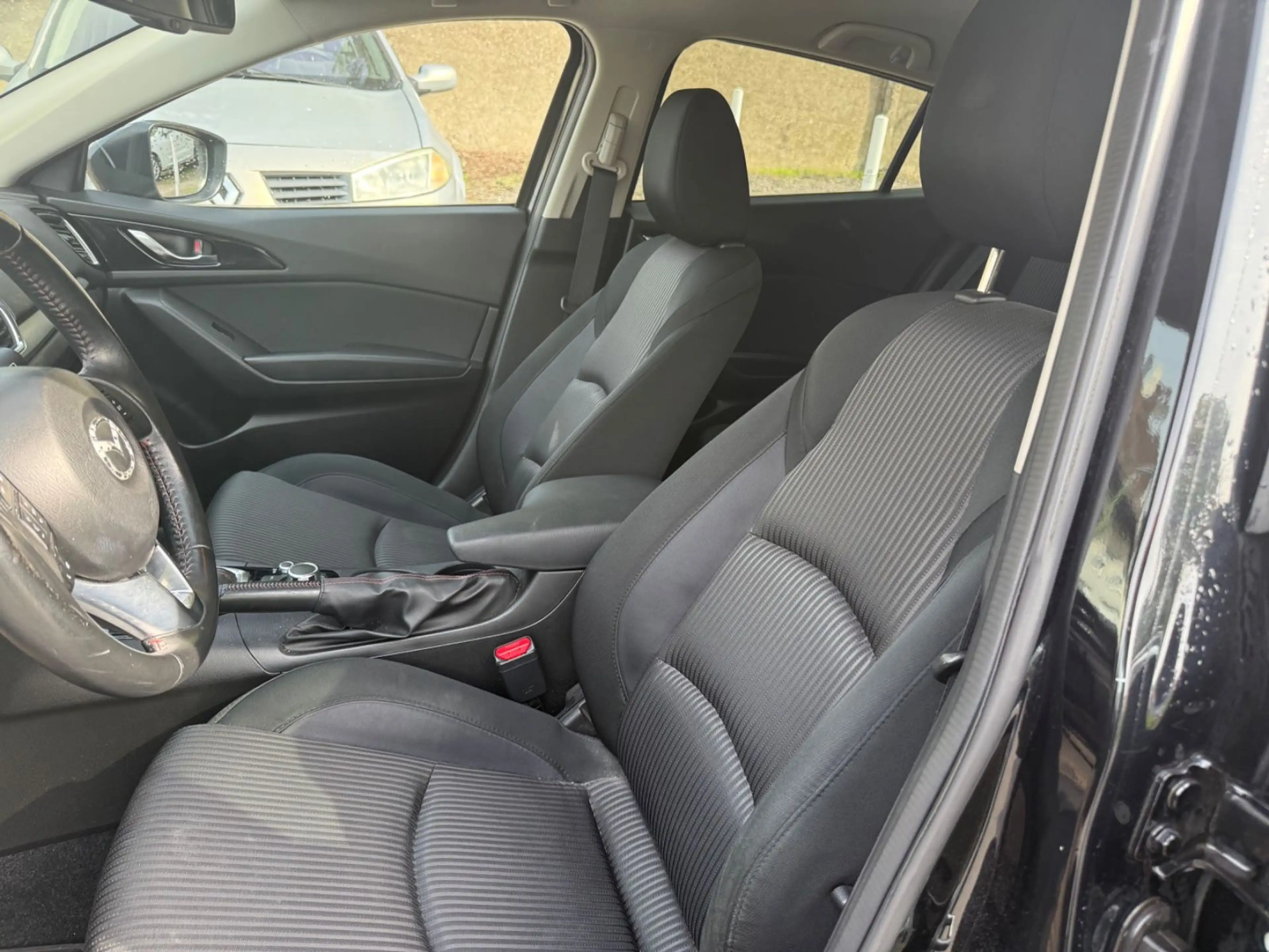 Mazda 3 Lim. Sports-Line TÜV NEU* AUTOMATIK — photo 9