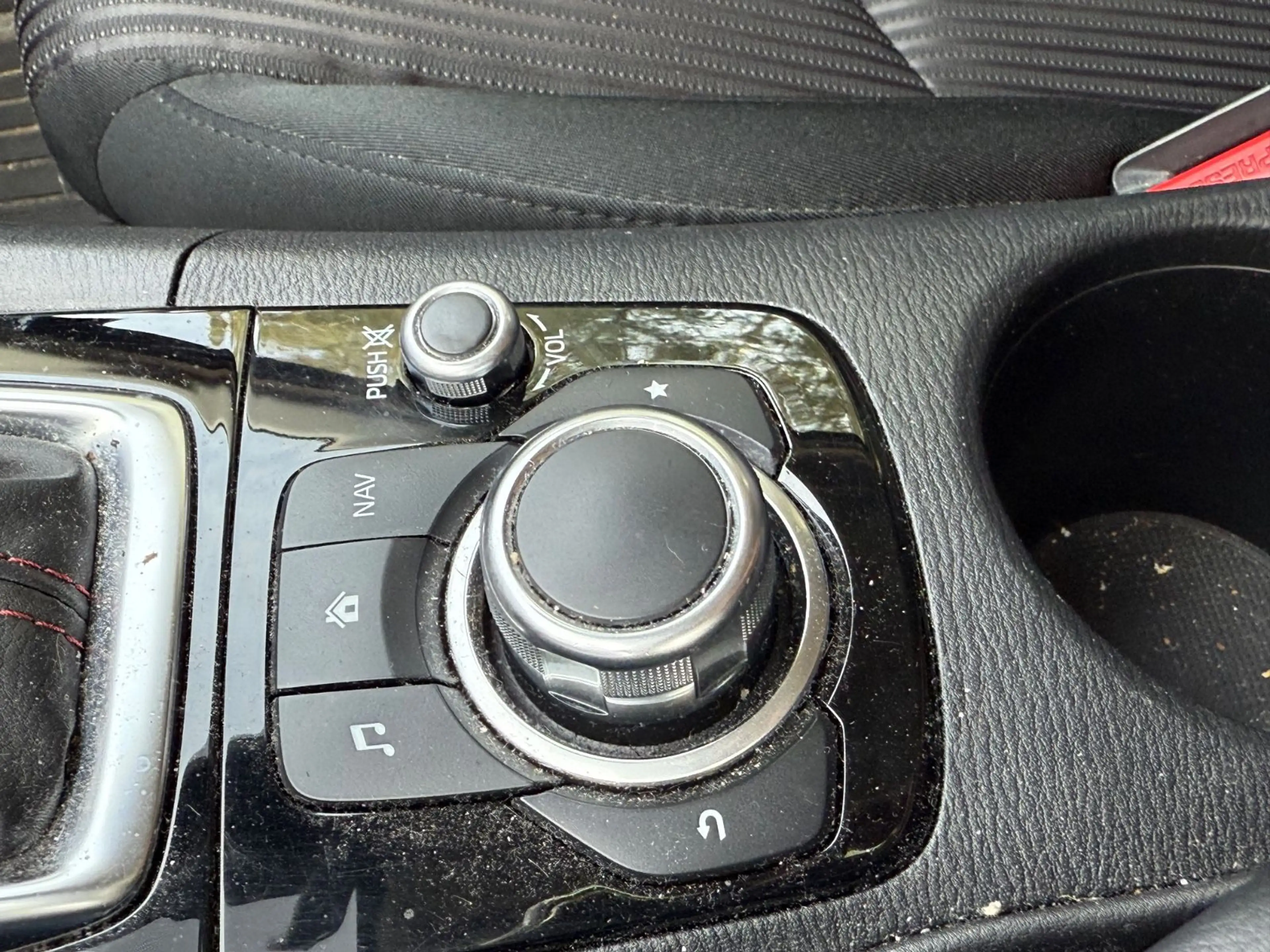 Mazda 3 Lim. Sports-Line TÜV NEU* AUTOMATIK — photo 15