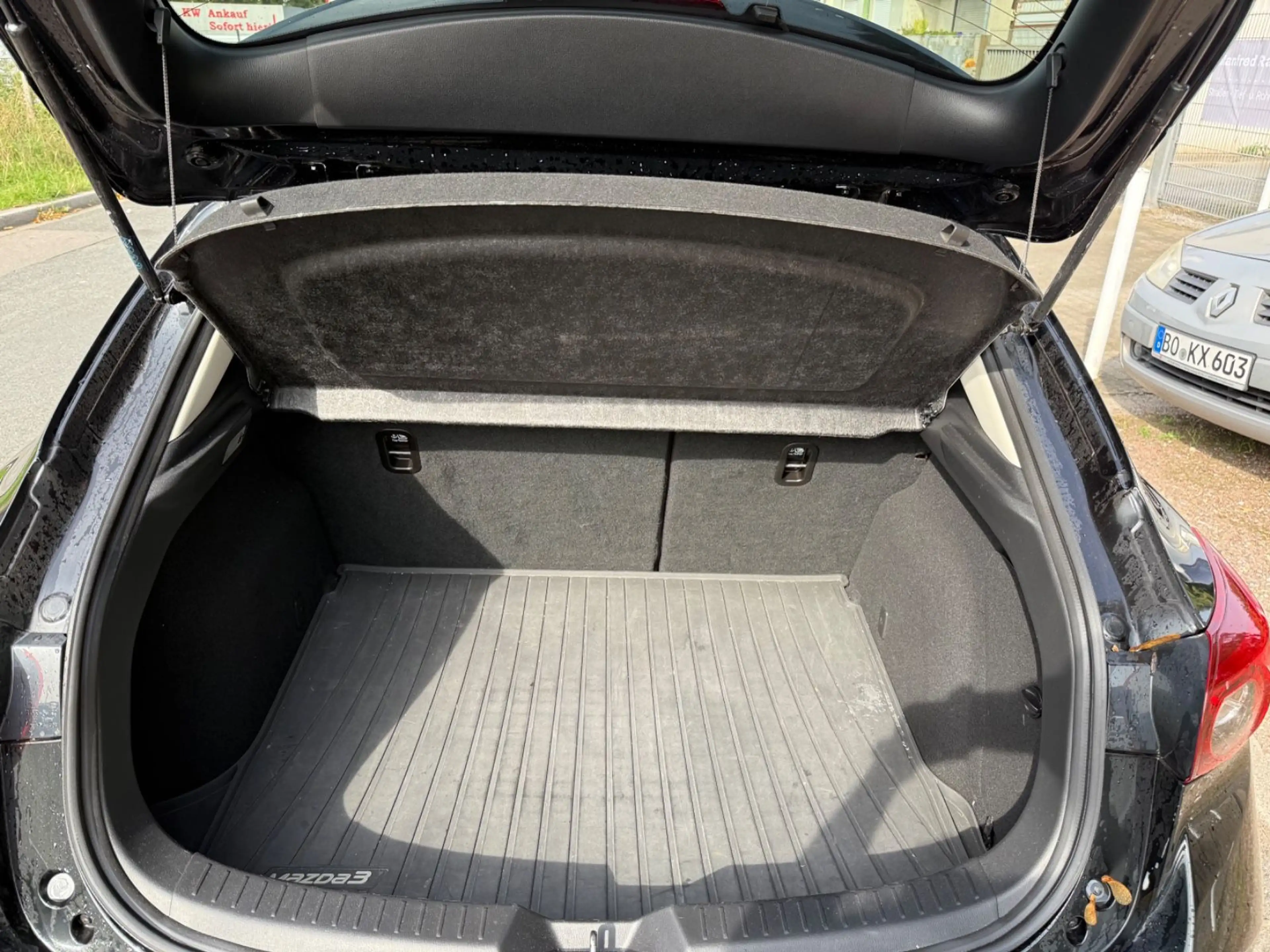 Mazda 3 Lim. Sports-Line TÜV NEU* AUTOMATIK — photo 7