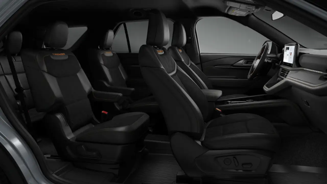 Ford Explorer photo Ford Explorer