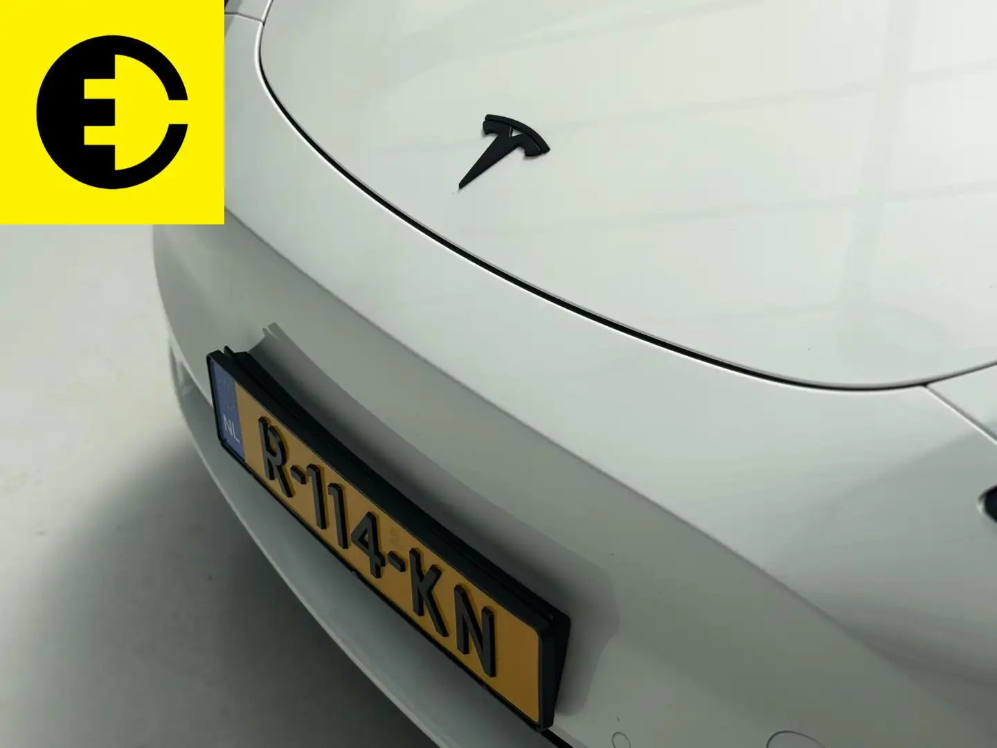 Tesla Model Y Long Range AWD 75 kWh | Acceleration Boost |Incl. Alb - 2