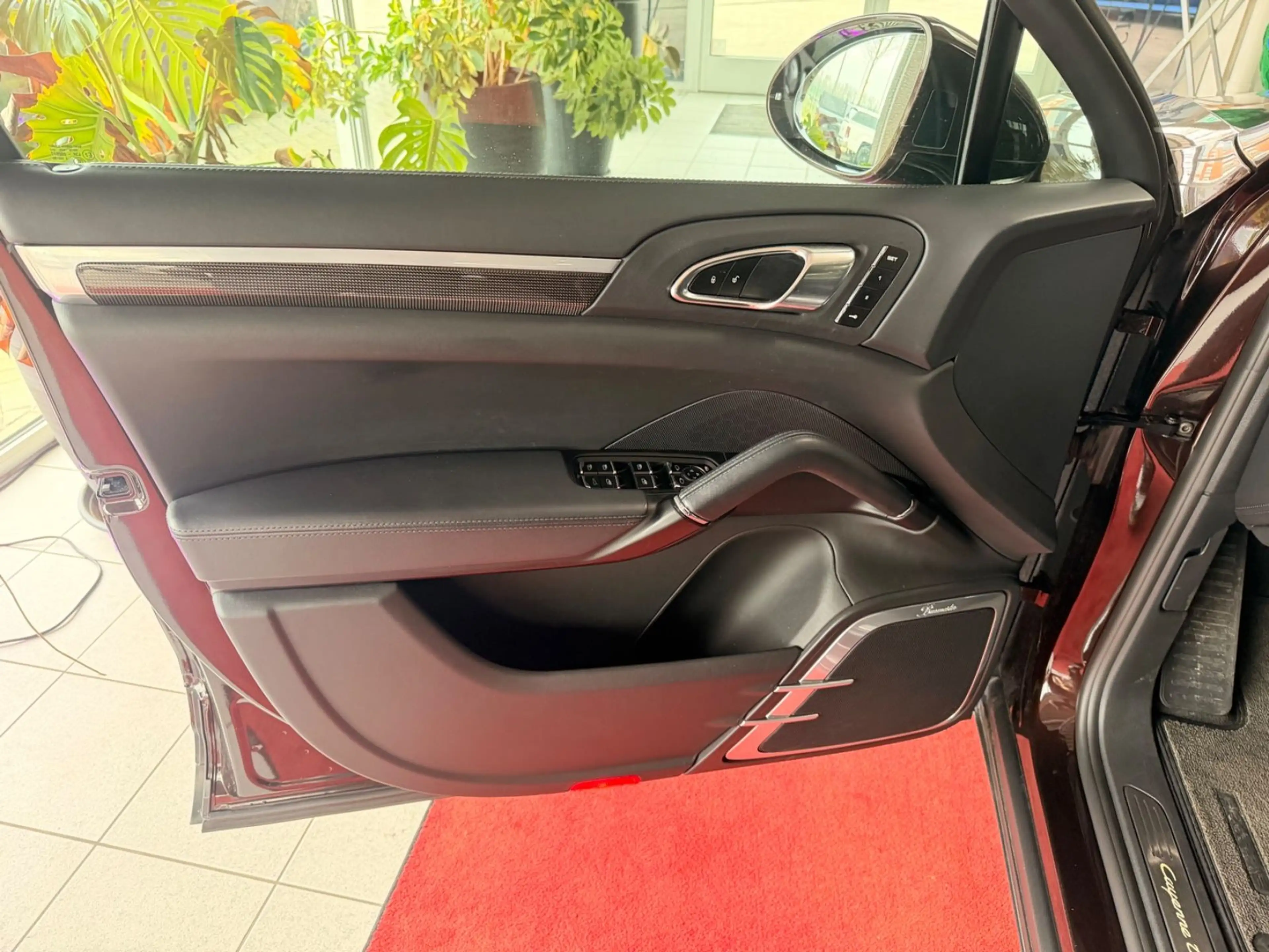 Porsche Cayenne Turbo S Burmester Approved 21 PCCB — photo 6