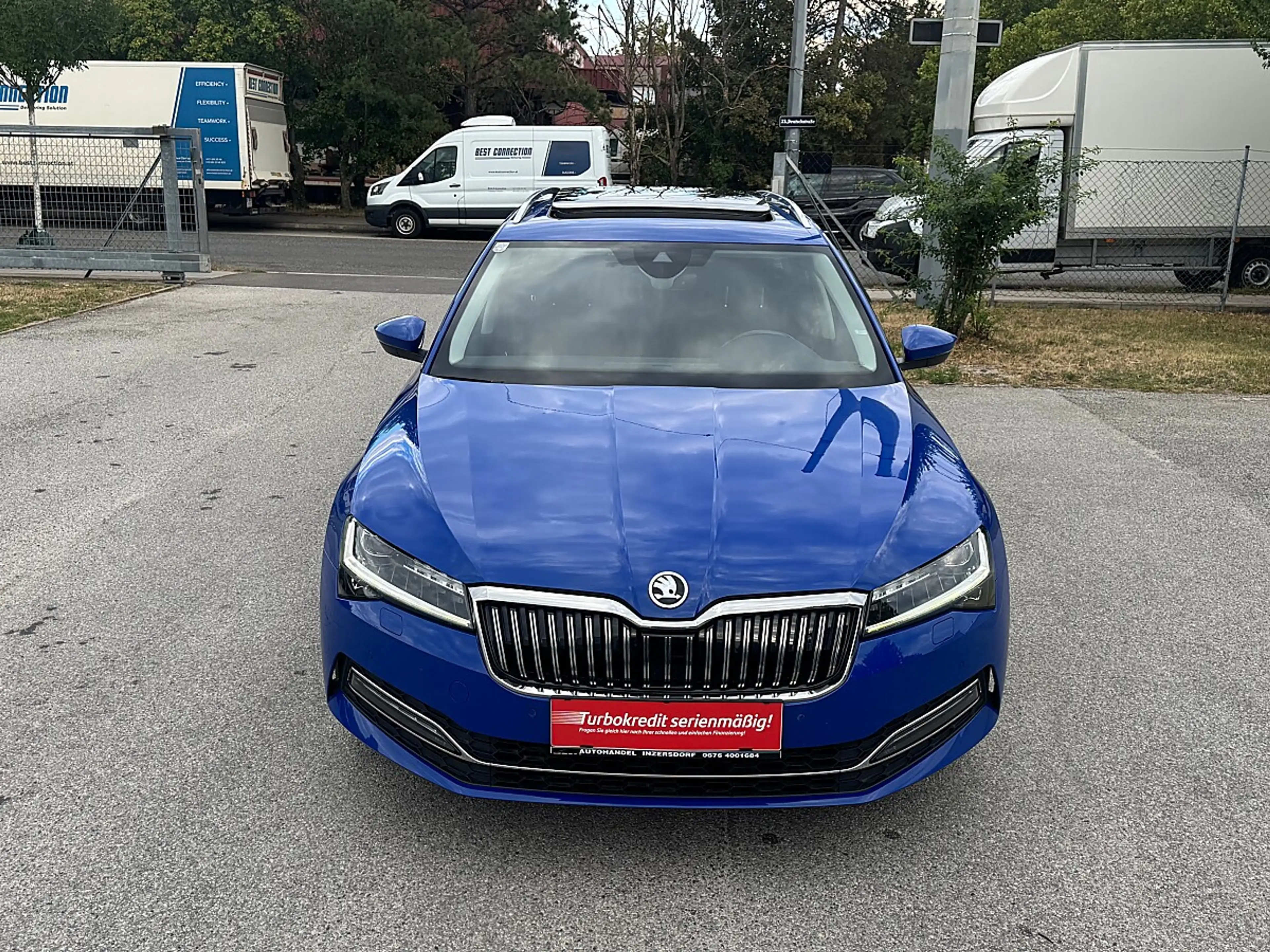 Skoda Superb 2.0 TDI Style / PANORAMADACH / LIVE COCKPIT / M... — photo 11