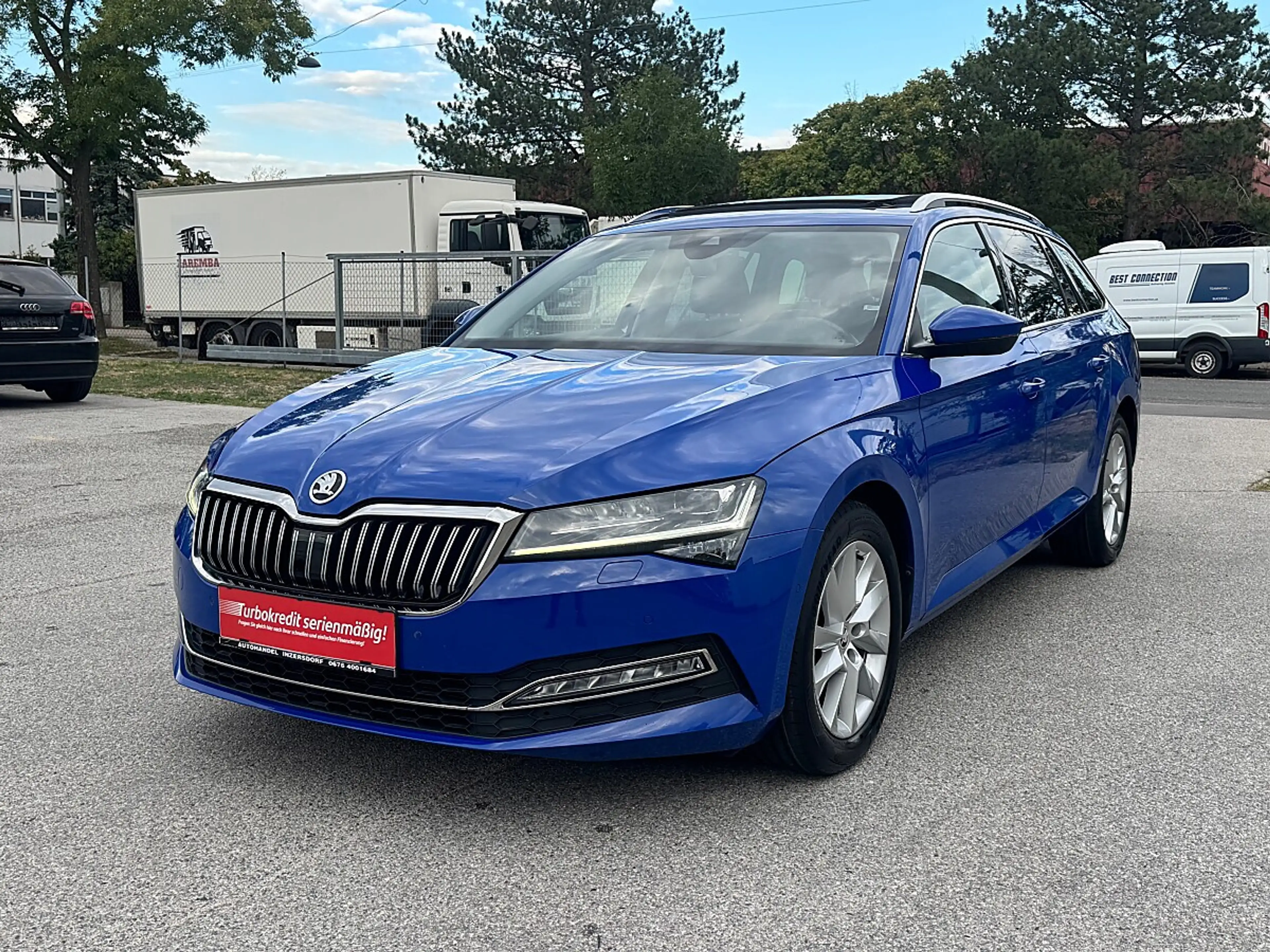 Skoda Superb 2.0 TDI Style / PANORAMADACH / LIVE COCKPIT / M...