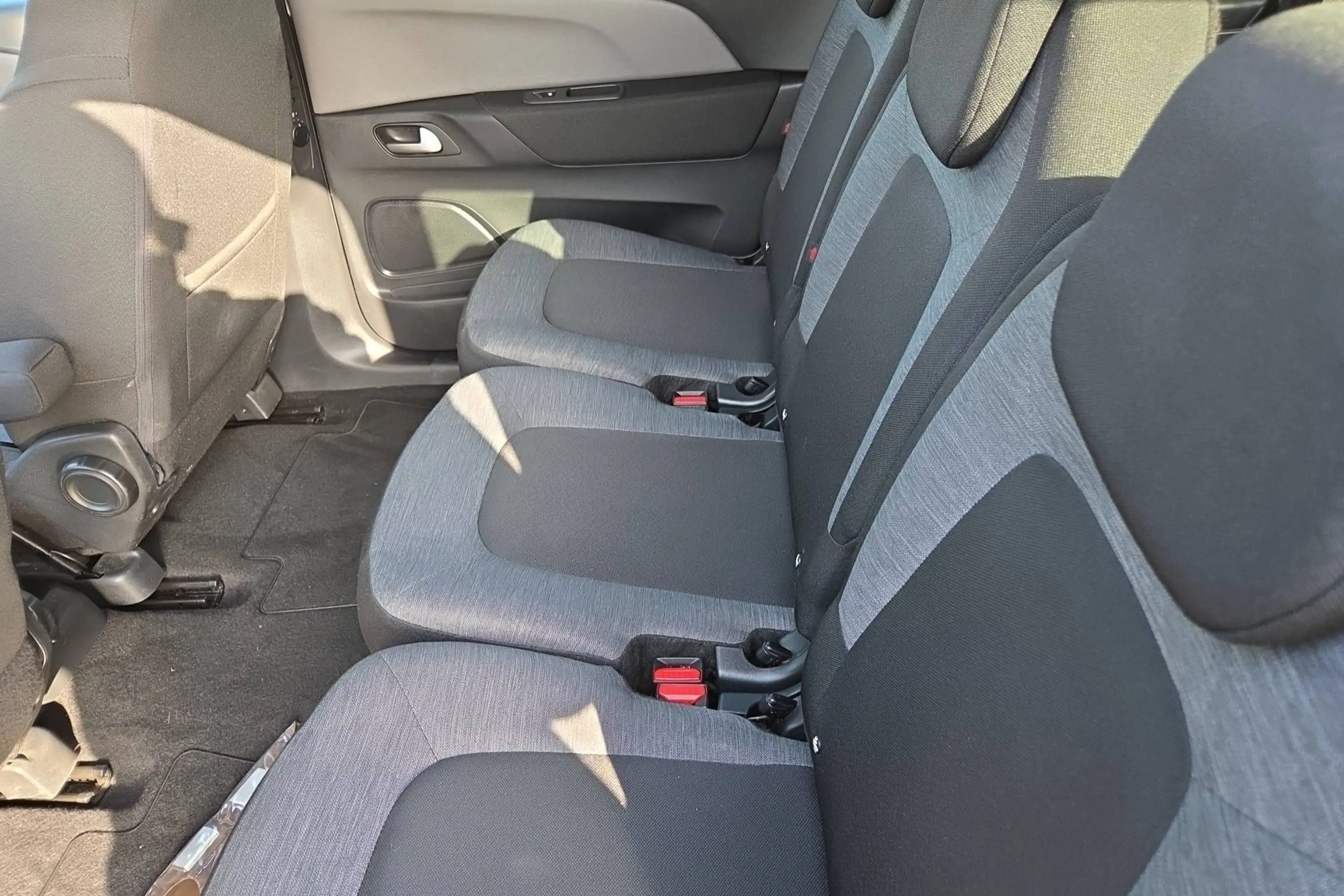 Citroen Grand C4 SpaceTourer Grand C4 SpaceTourer 1.5 BlueHDi 7 PLACES — photo 10