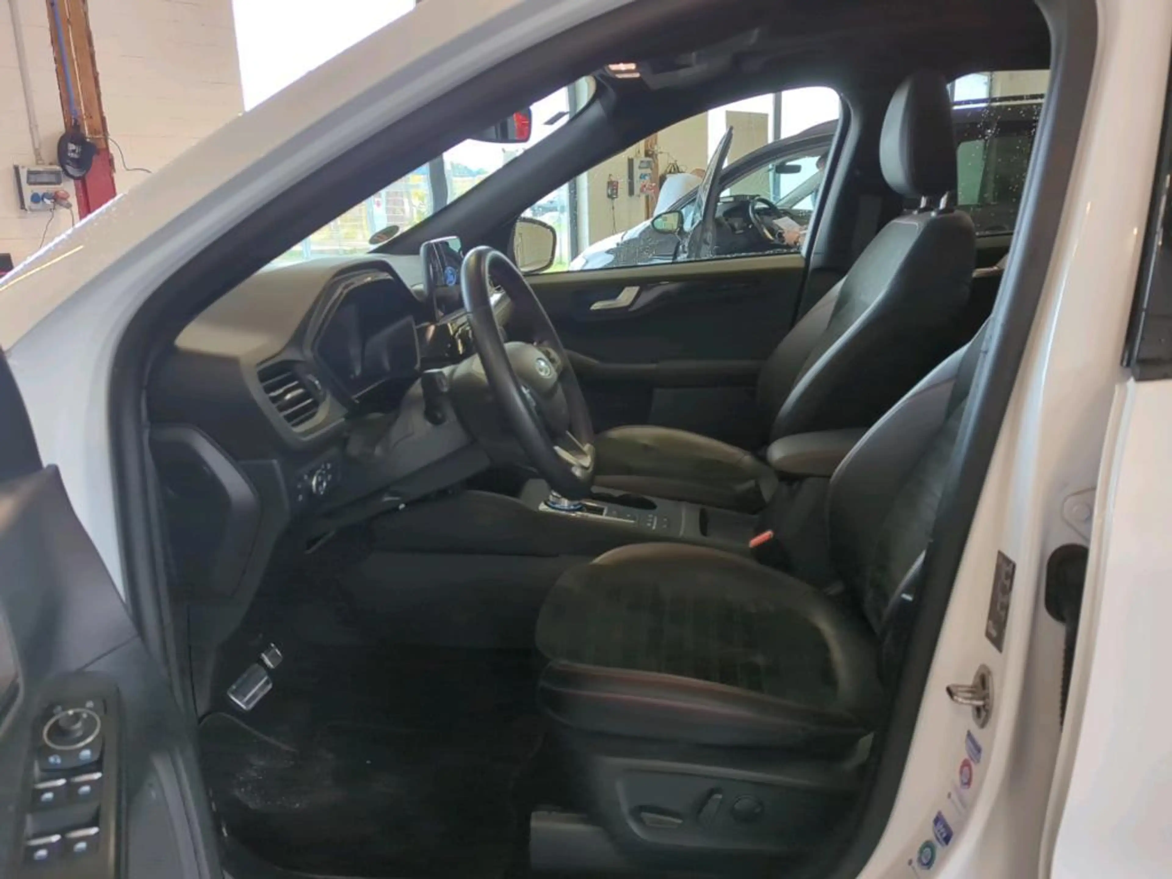 Ford Kuga 2.5 PHEV ST-Line X 225pk Adaptieve Cruise | Winter — photo 7