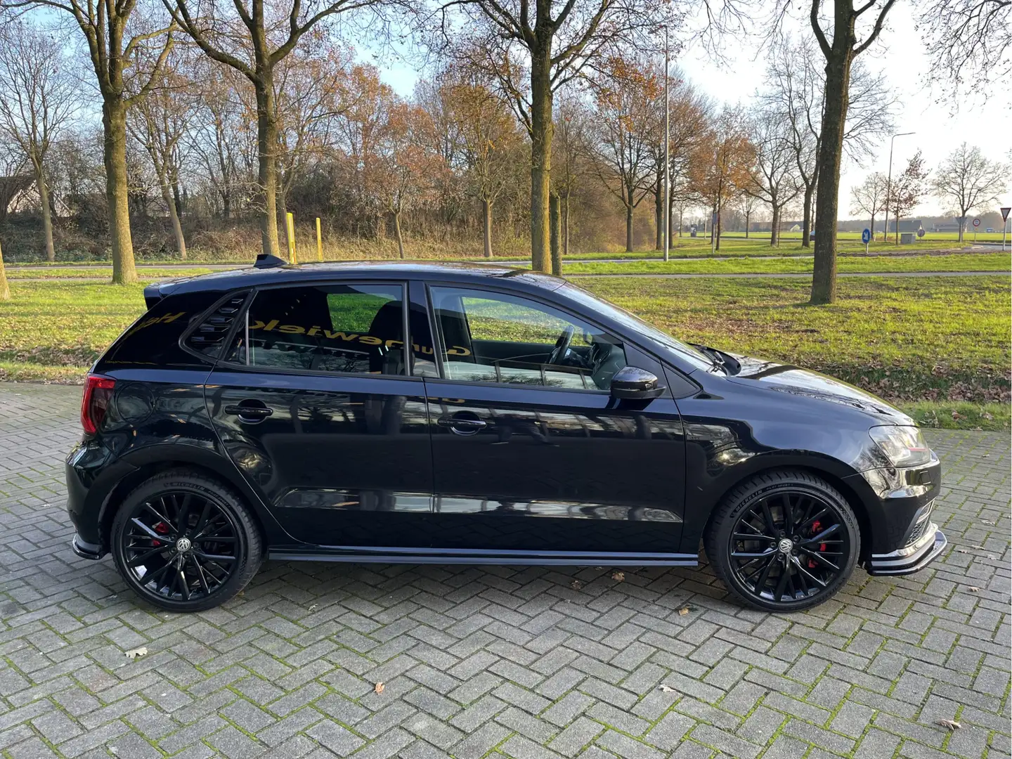 Volkswagen Polo GTI 1.8 TSI | AUTOMAAT | AIRCO | CARPLAY | CRUISE | PD Zwart - 2